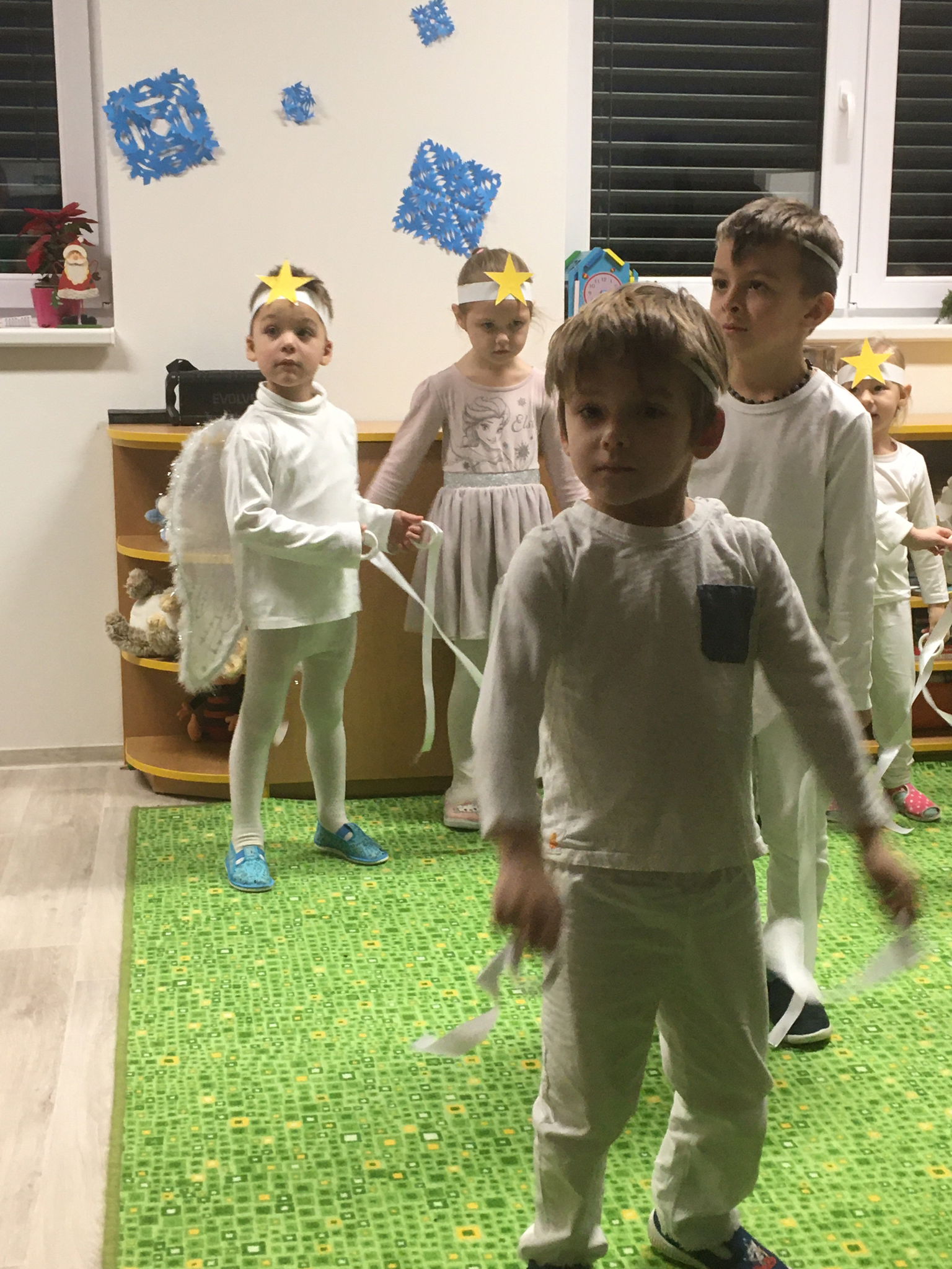 PHOTO-2022-12-19-12-38-01