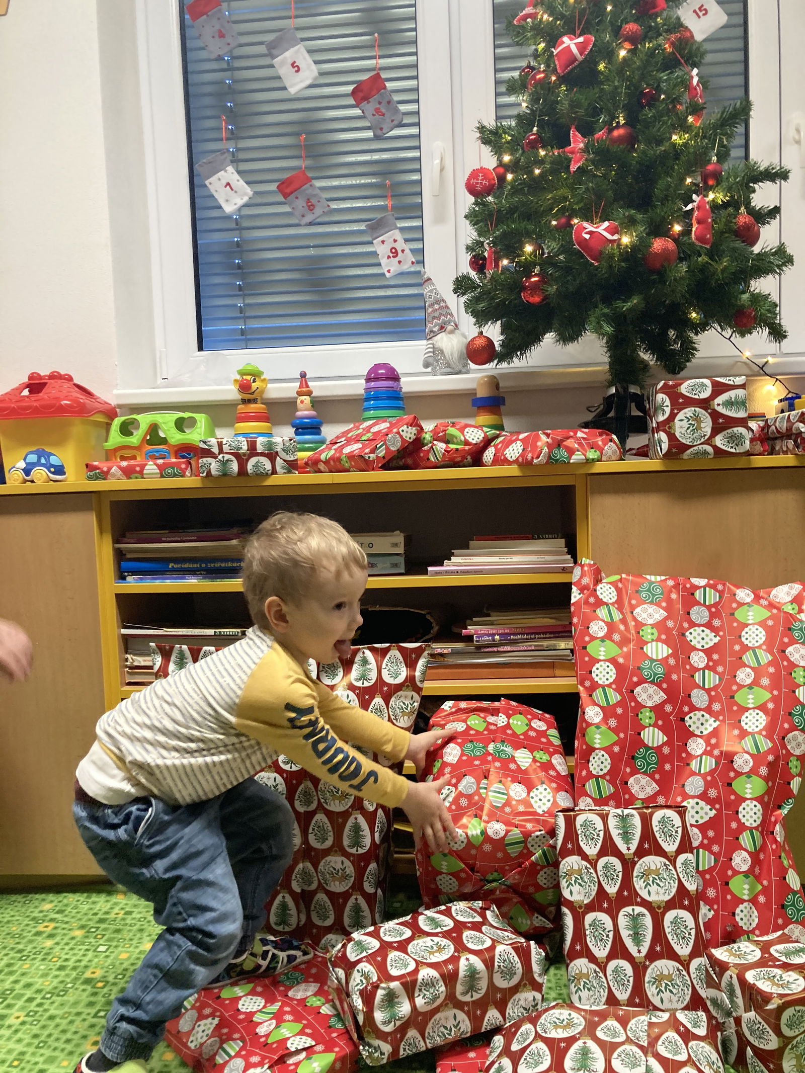 4F8FC7CE-4F0F-4914-8C8D-D337DB9CF150