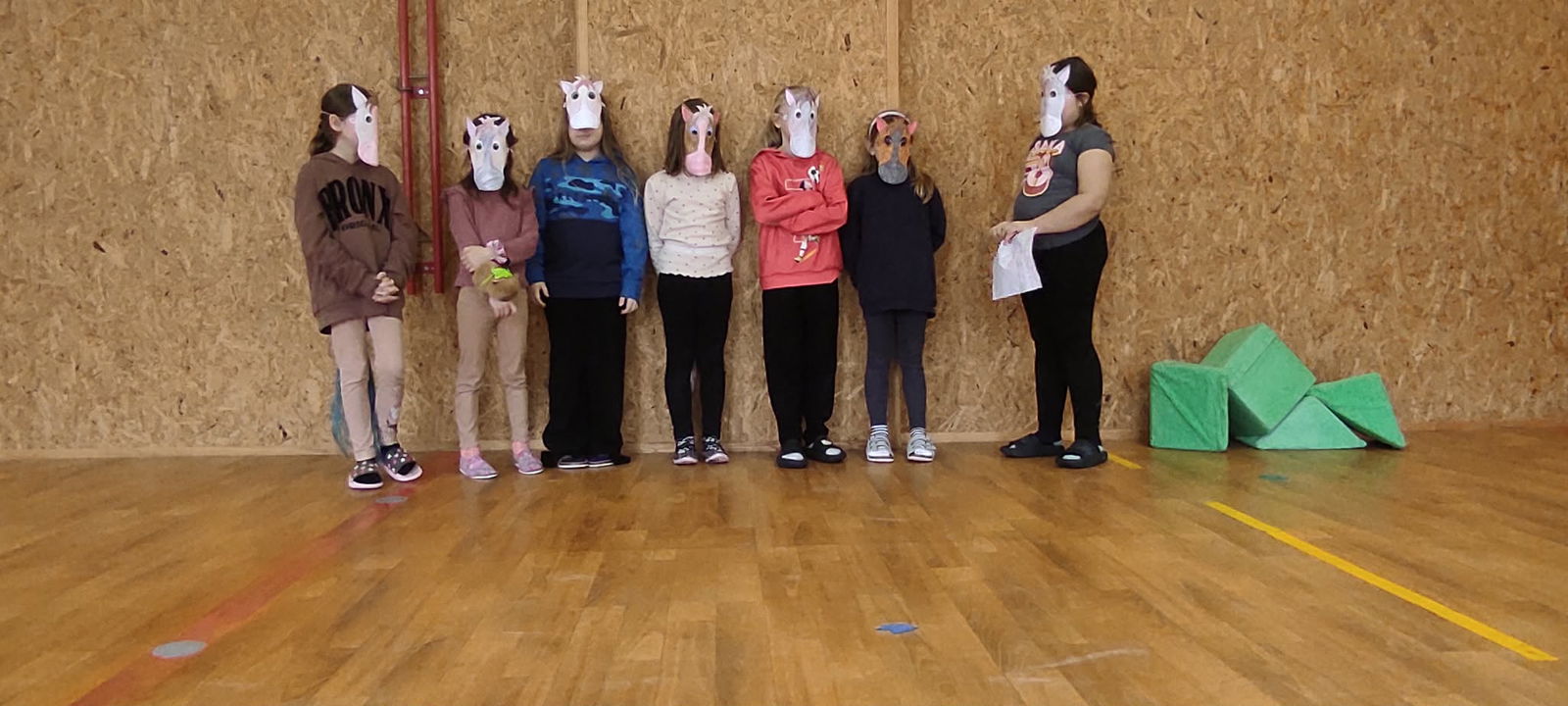 fe8b9e8e-b6cb-4a98-b8d6-2d3a076aee76