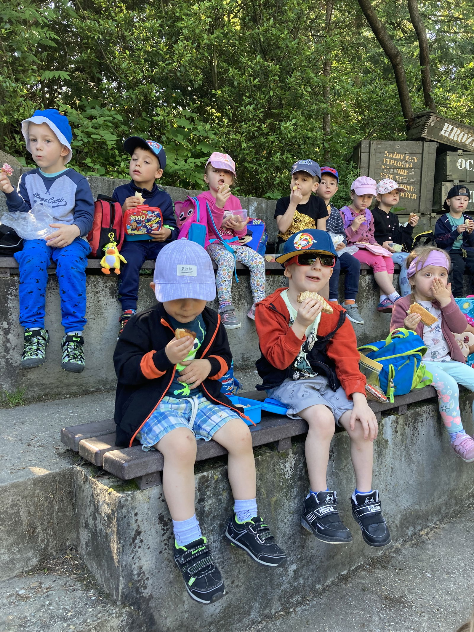 2CC7E9C6-D5C6-499A-92D8-1C7CF3B4EA1B