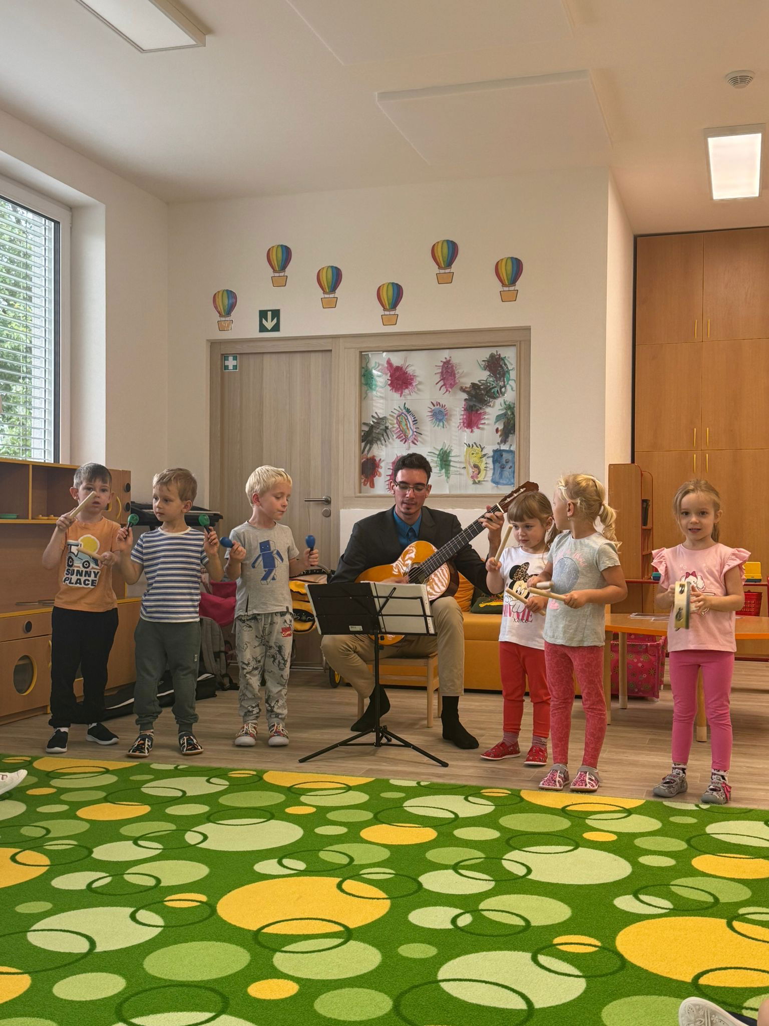 11828480-7a7b-4ee4-b74f-57da3469e3ad