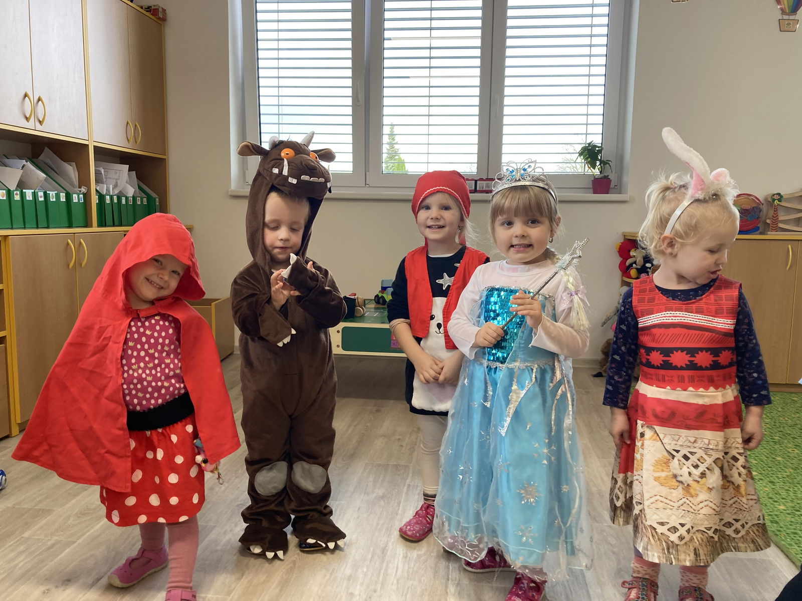 8D6924C7-42CA-4081-BBBC-E10CAEEF7B14