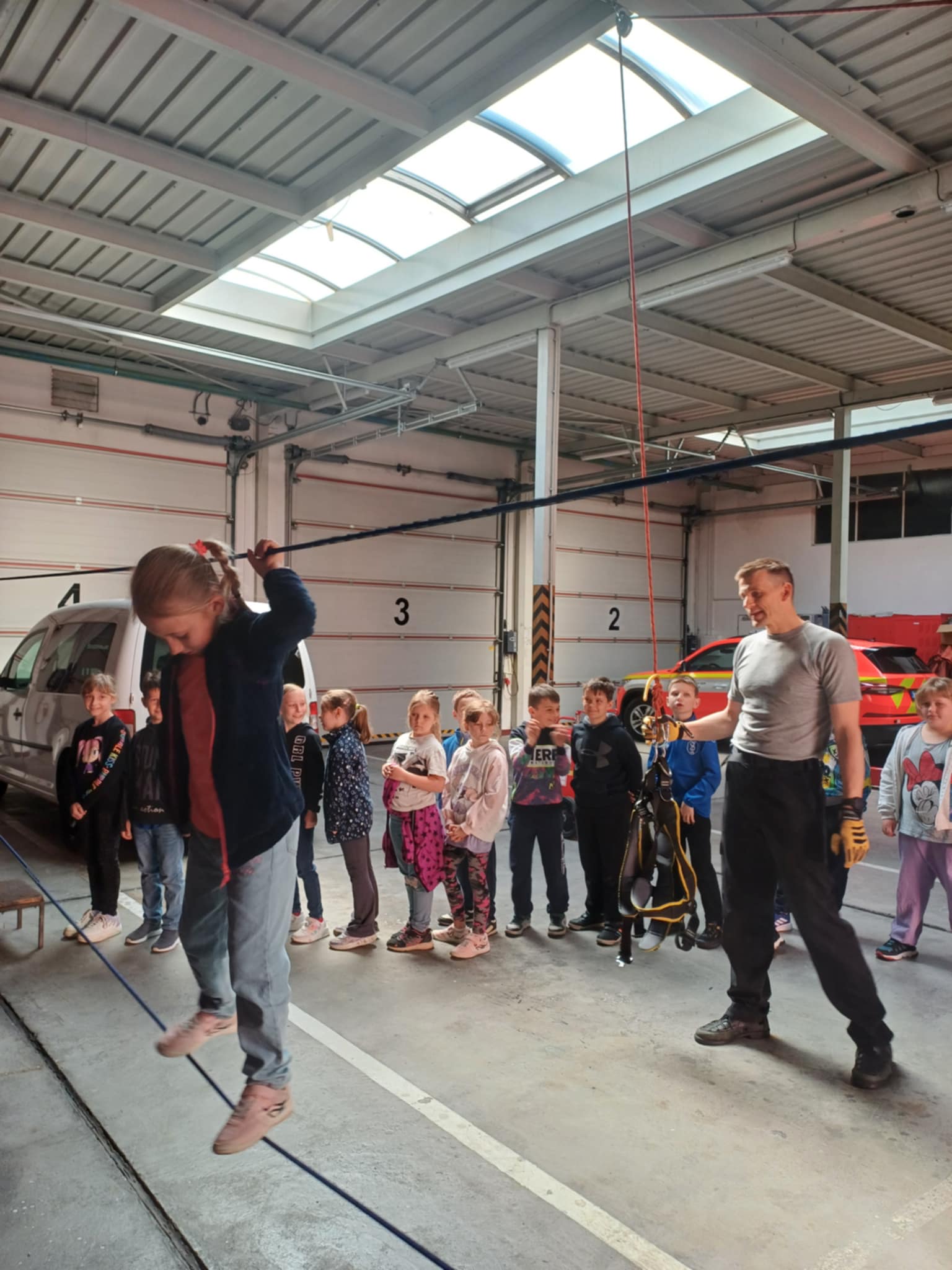 08cb80c6-6b49-4cfd-b070-d04aec7ab224