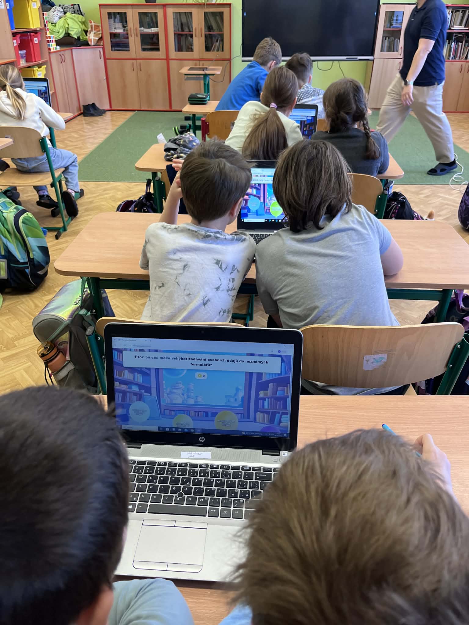 b3988a8d-a6f5-4d9f-897b-989c7cf0bd1d