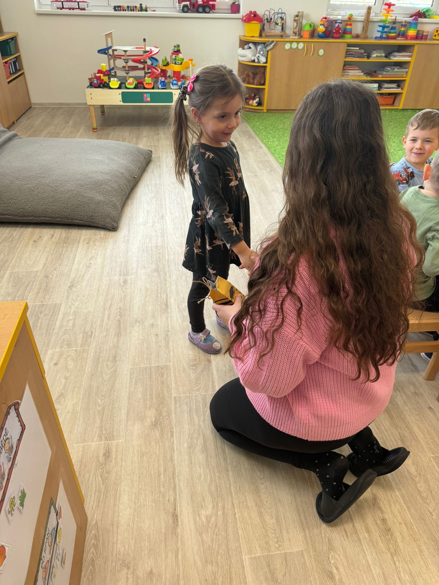 82cbcf25-e8d2-406c-867c-43dceab49c7e