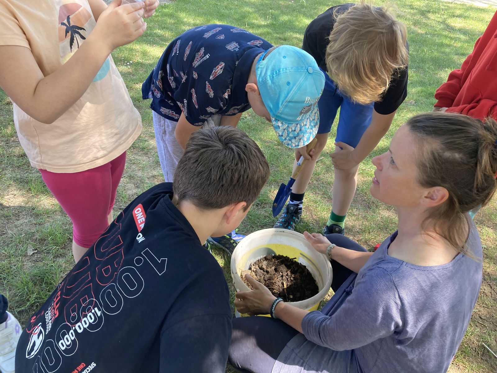 CA926731-6FD4-4DDC-B12C-604583A1B240