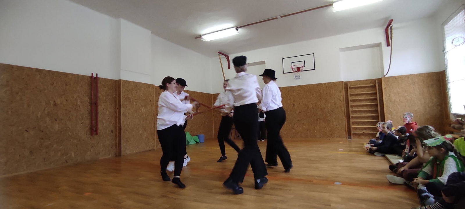 40c801ea-9007-49ec-961e-bd5644ea3048