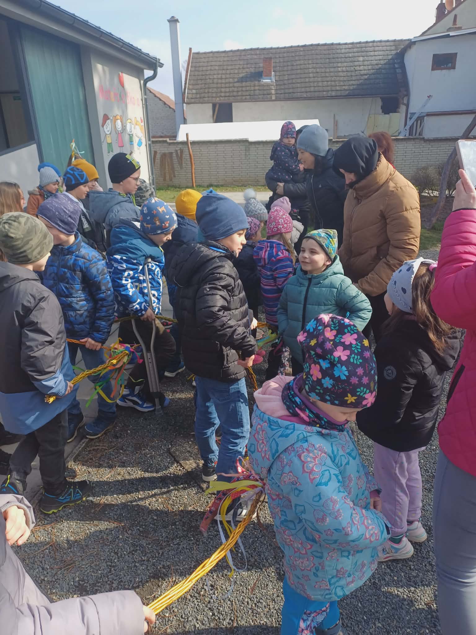 e203305b-38cb-4abc-b00b-846d1cffee20