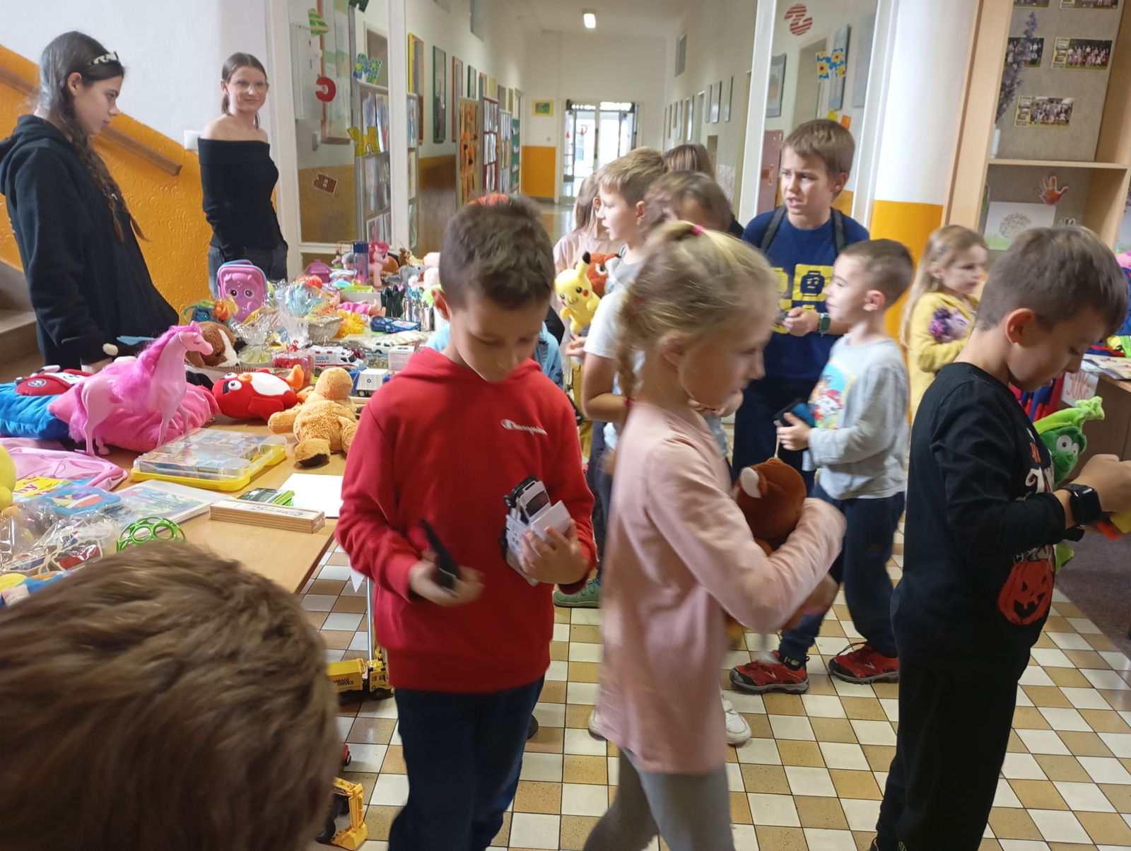 021c7d6d-4037-4229-8633-66c20eddce07