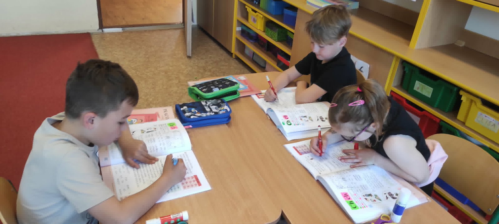 b757b623-05d3-4d1b-afb3-1148042f3c3c