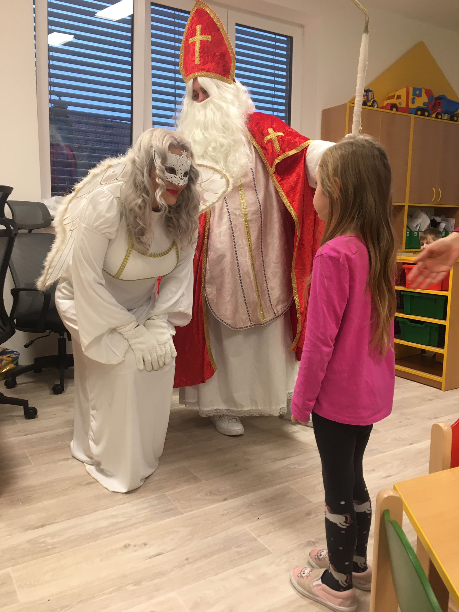 PHOTO-2022-12-06-16-32-10