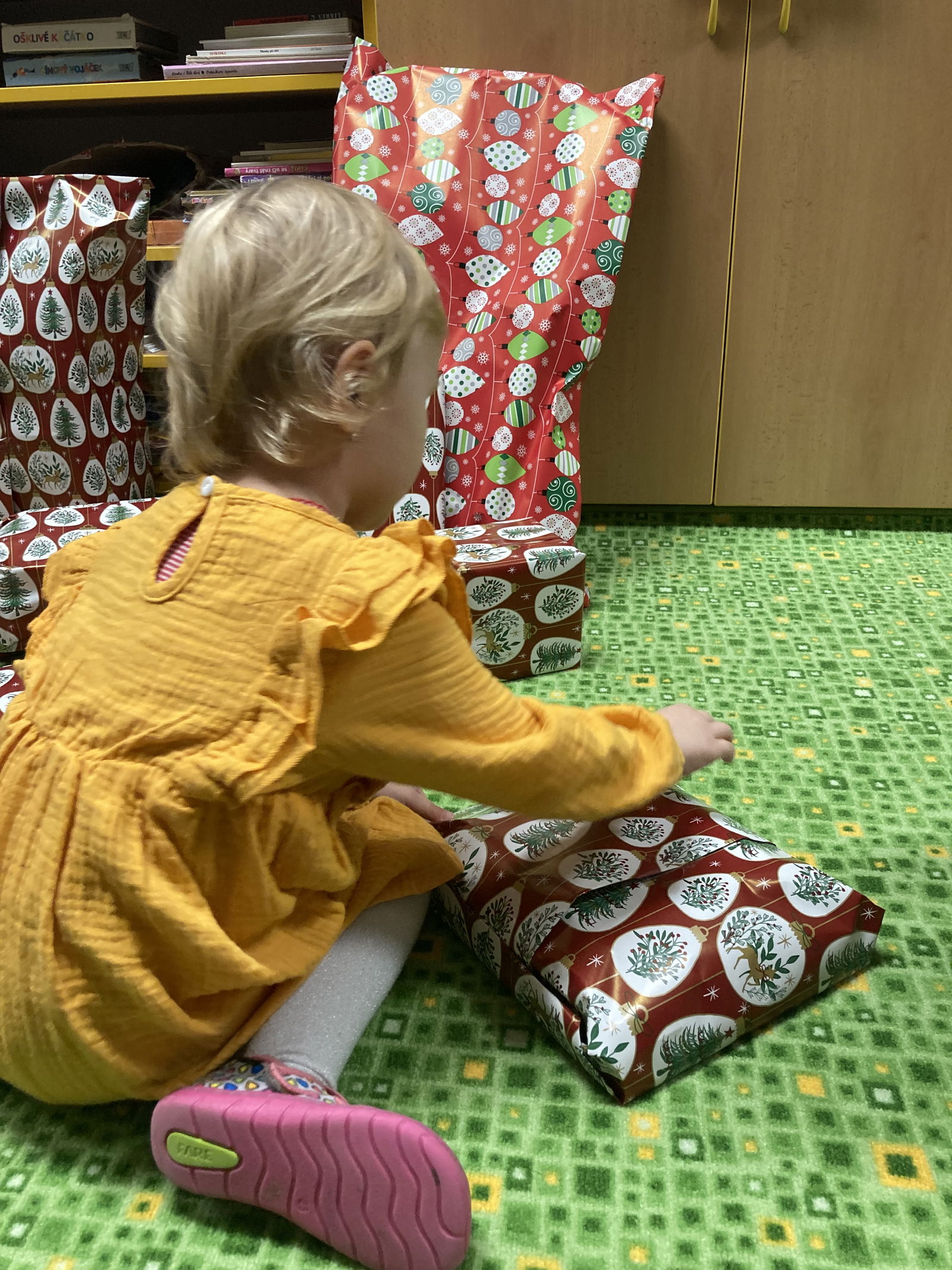 26D15AE7-DC14-45F4-8130-4BF661849668