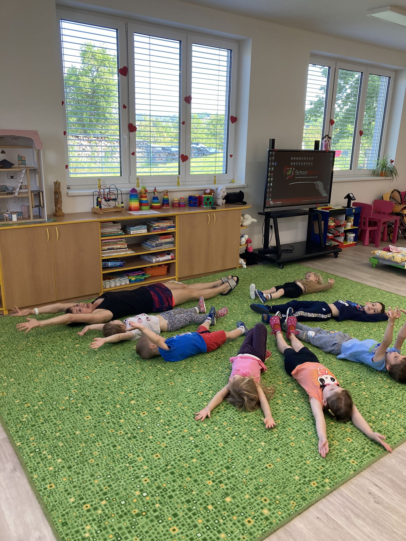 EEF31965-2F98-4A5A-A580-8F39A73D06AA