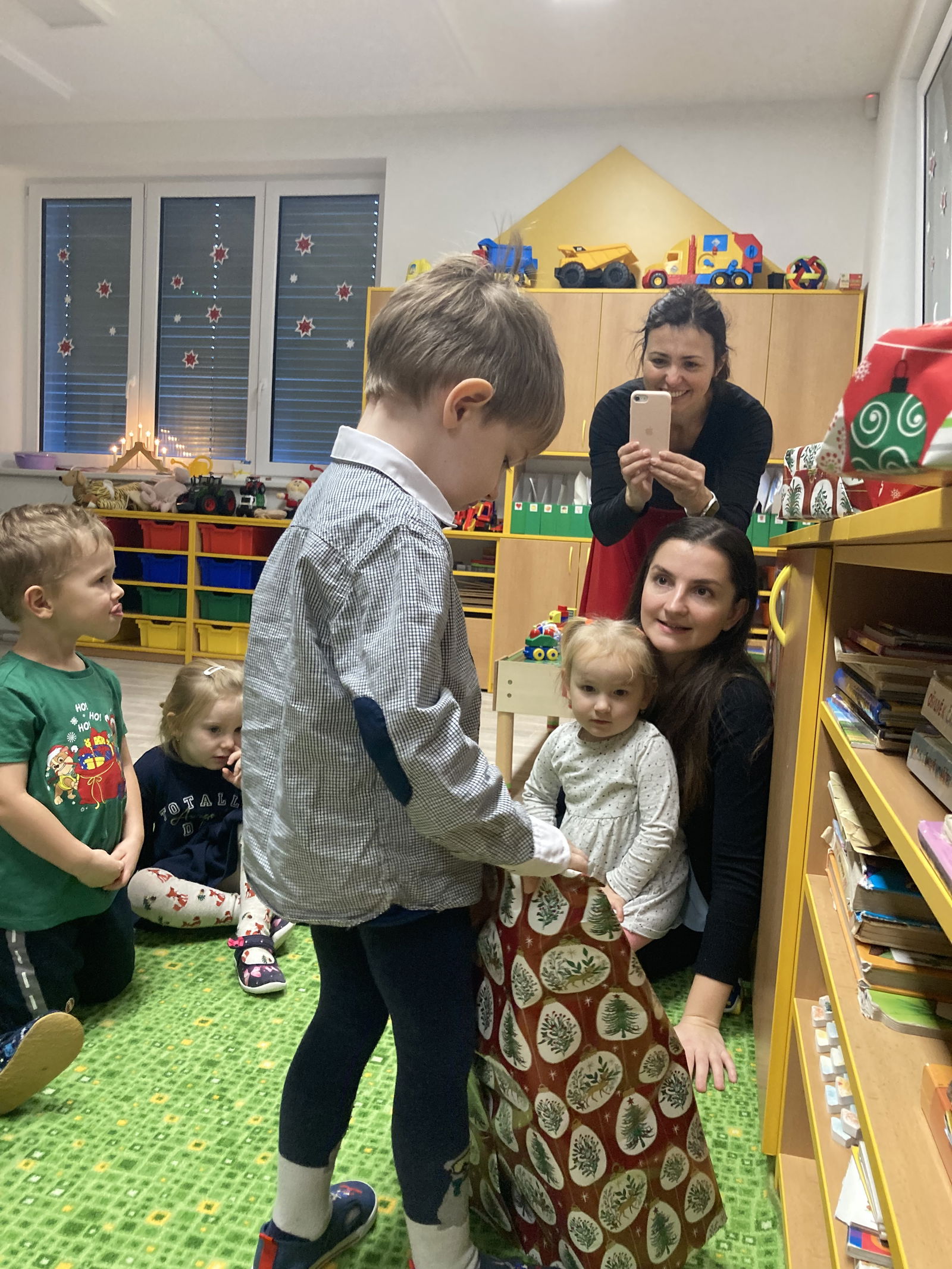 0384540F-D8E7-41AA-BCA6-CA62A4880196