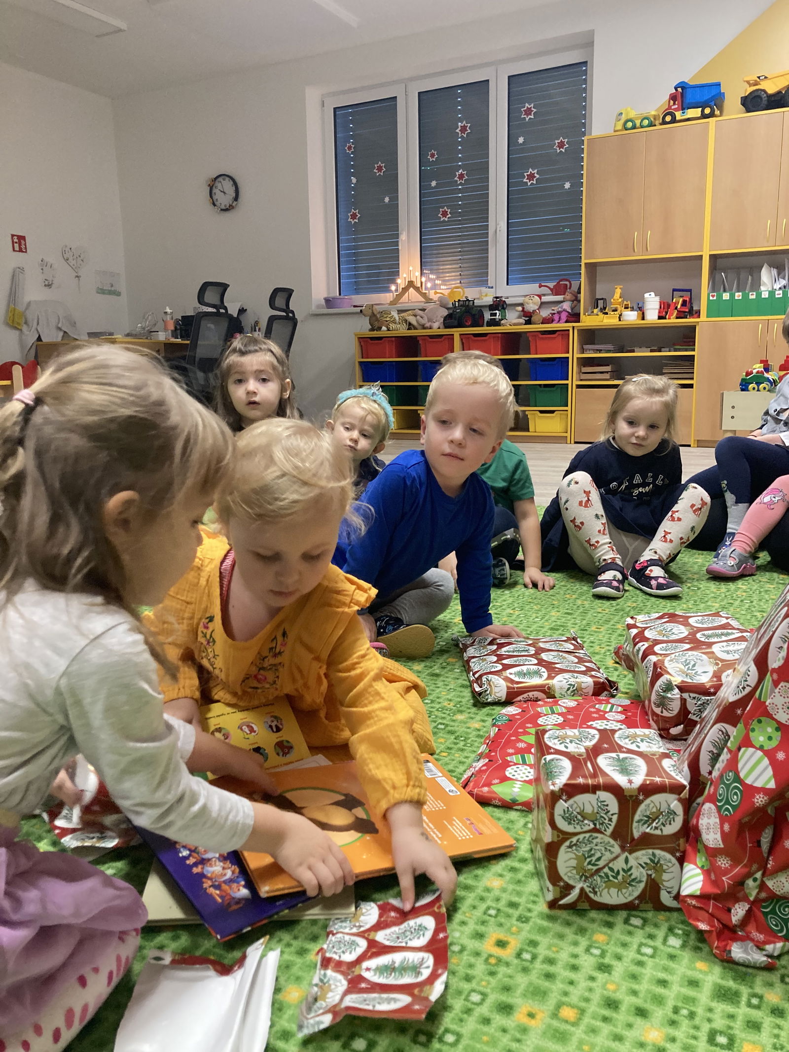 BF43AEFD-64FC-48FE-AF9E-647F0EF4D677