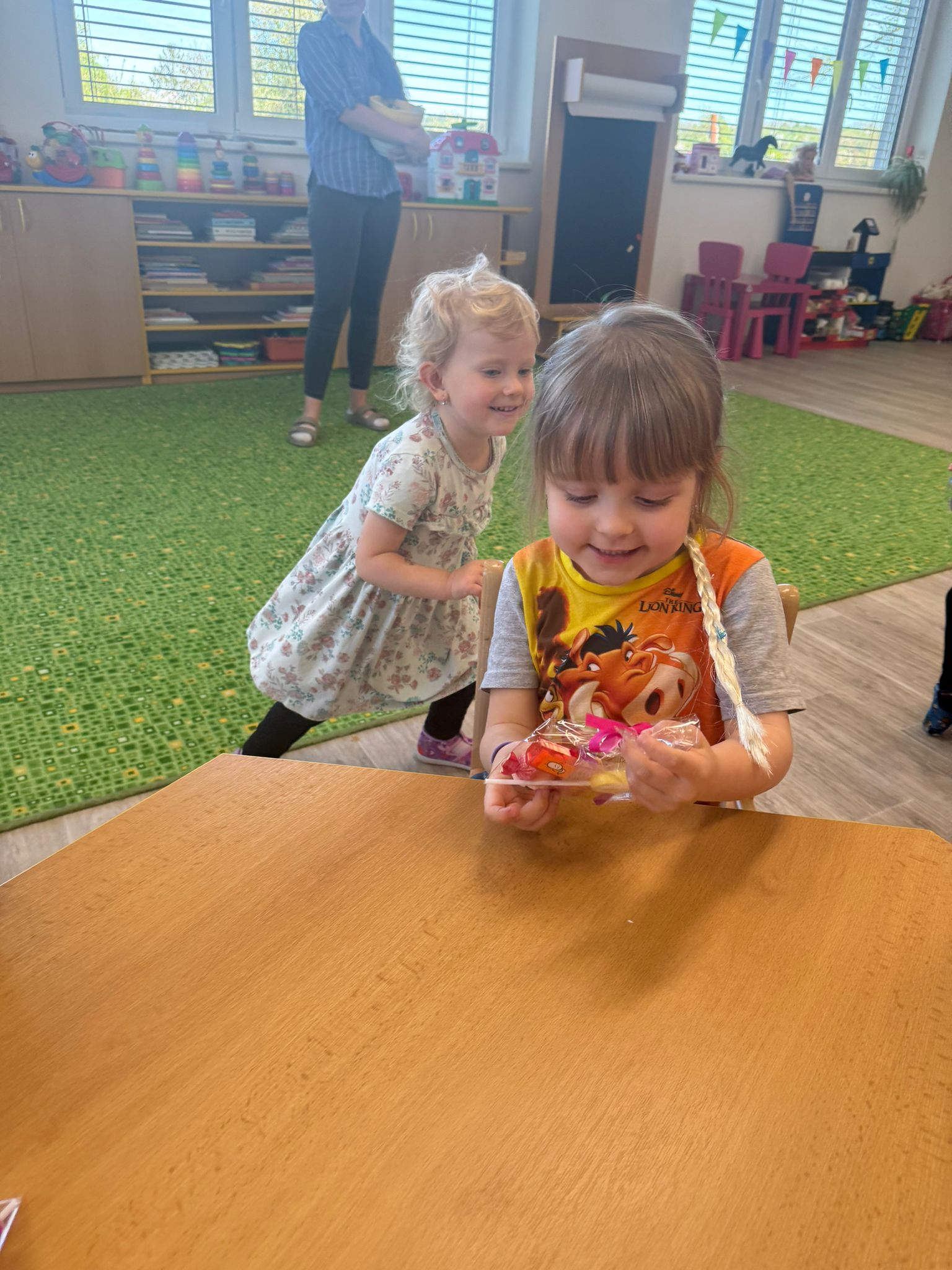 7048cab1-935a-4d49-8435-6cdc6a006c7d