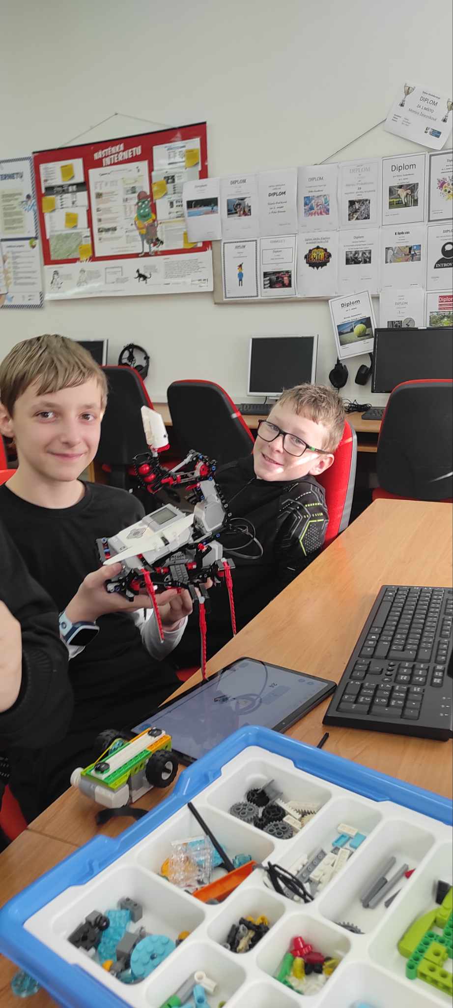 476485618_944783367813663_3523837588729685530_n