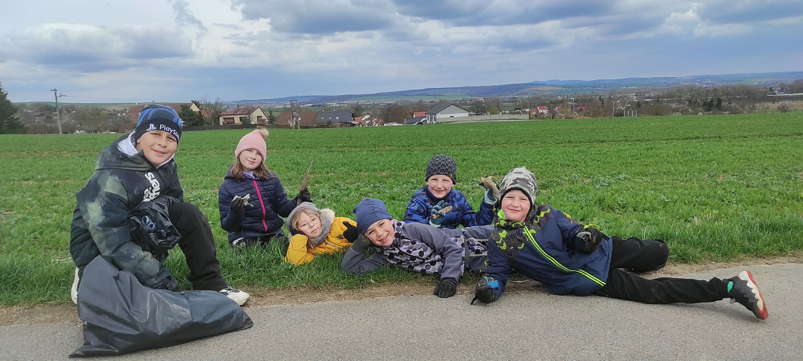 b5827b5f-67fb-4027-a857-ae32637d296d