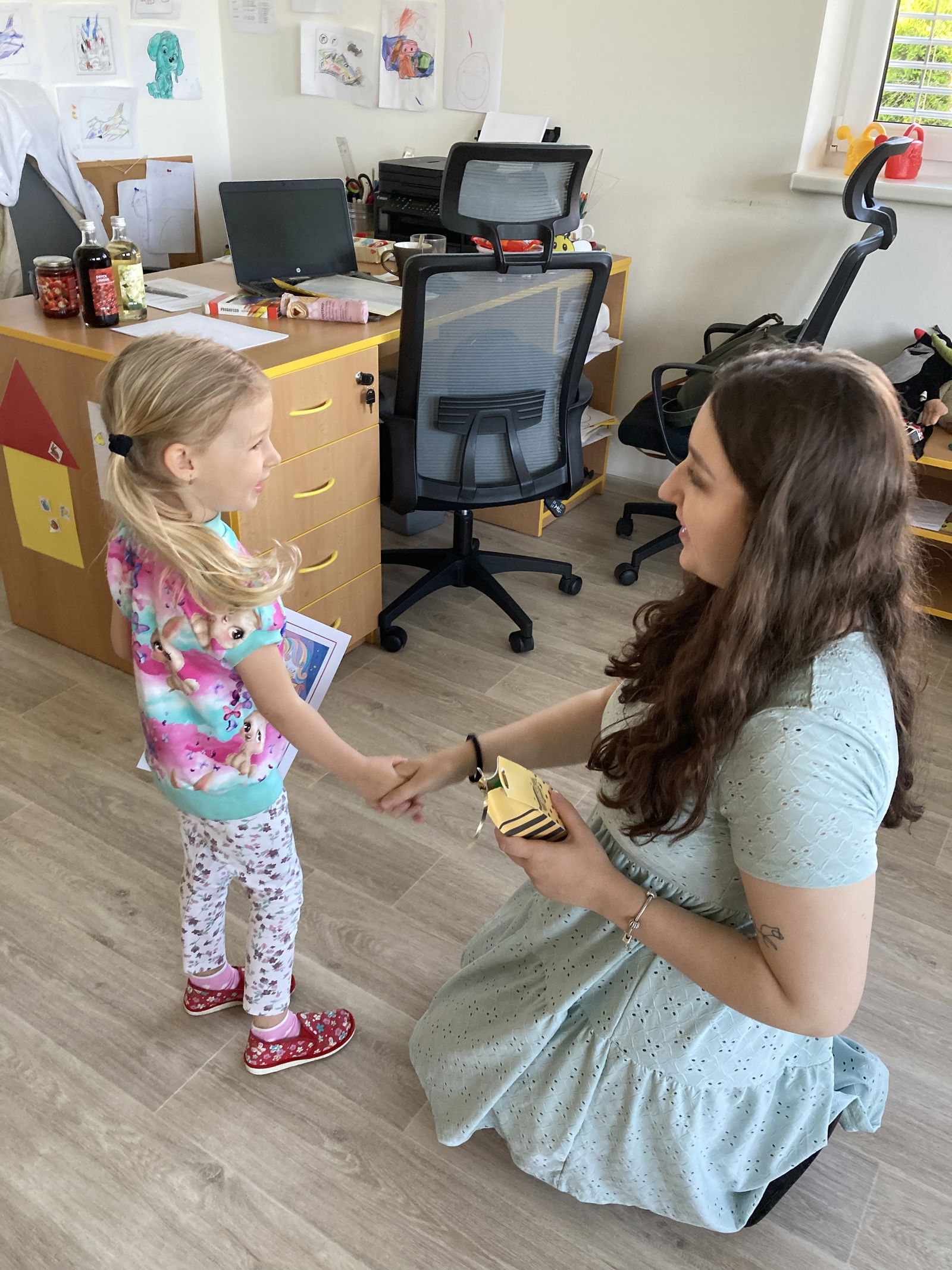 EB52570B-3AC6-46E6-8C83-AE8A7A40536E