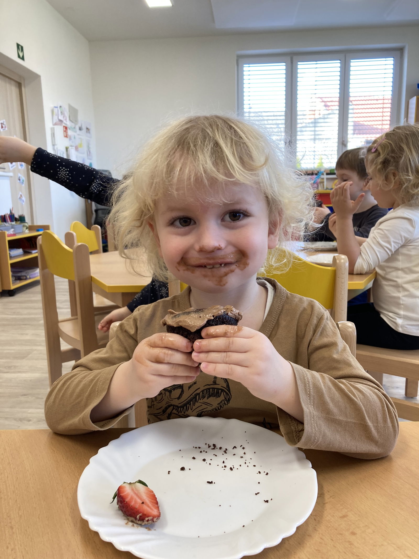 9676D6E8-9C36-46B6-8502-2665508BE68D