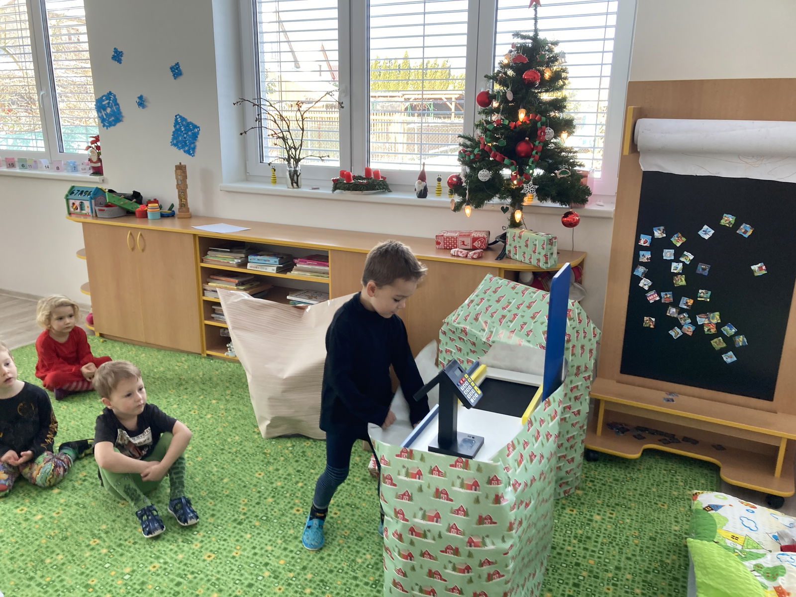 5FC9CA60-3421-4E35-B16D-D18F24EA5D7B