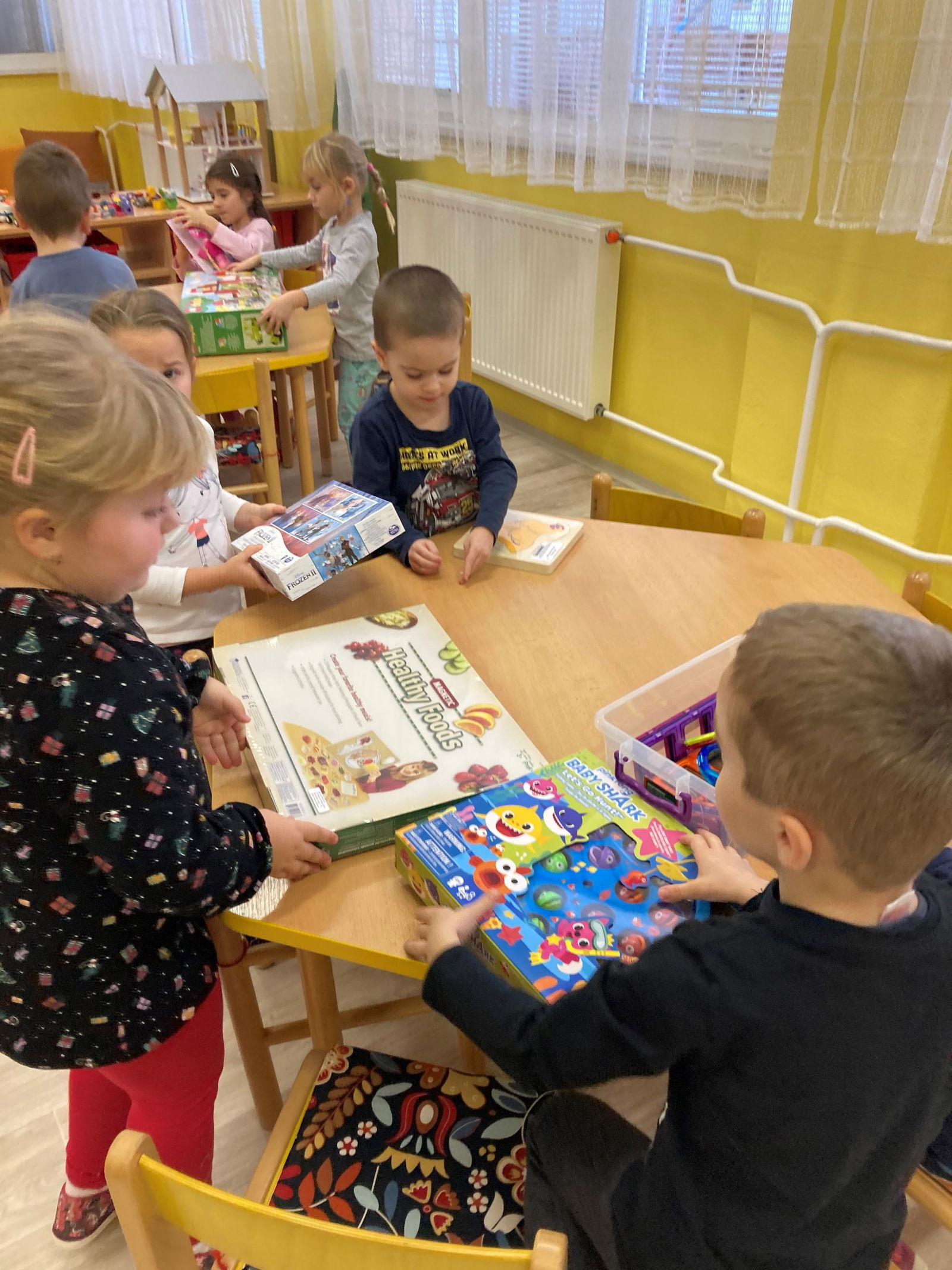 172a5aa0a57d345bd1d7e5c9d7e046c7