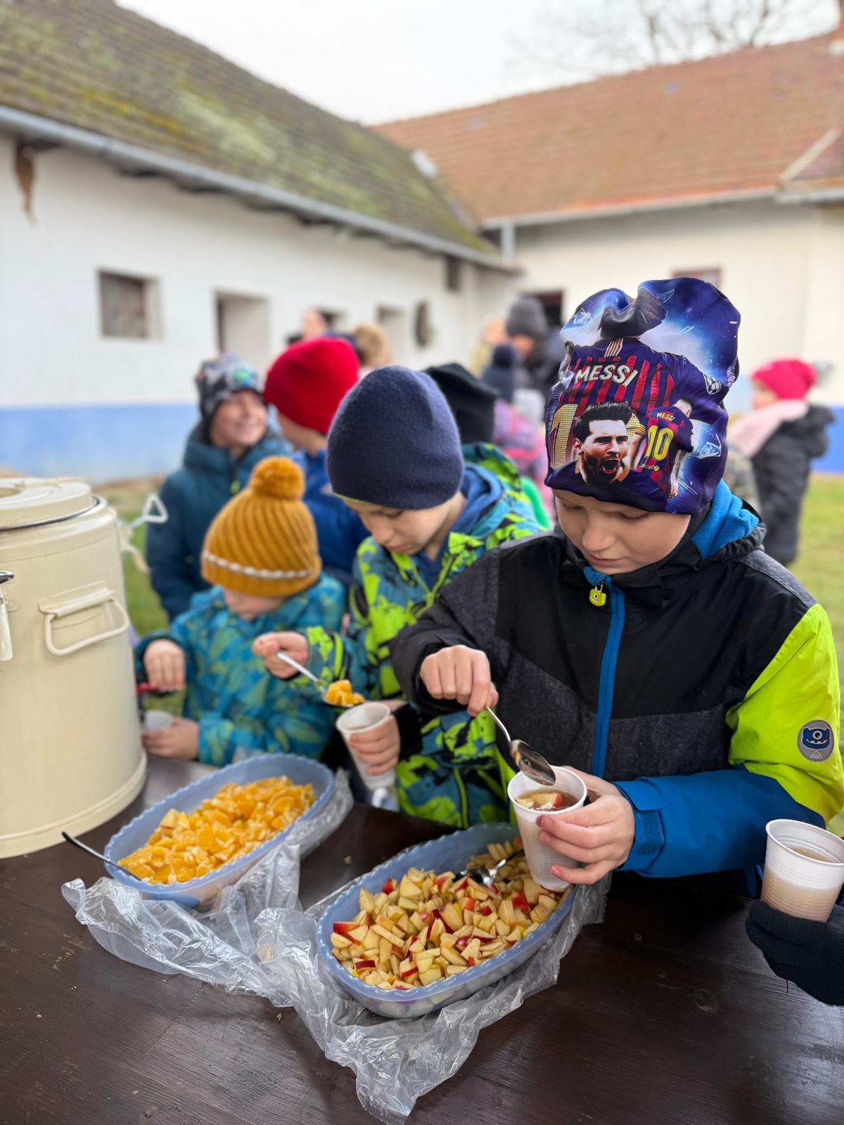 WhatsApp Image 2025-12-17 at 12.14.47 (4)