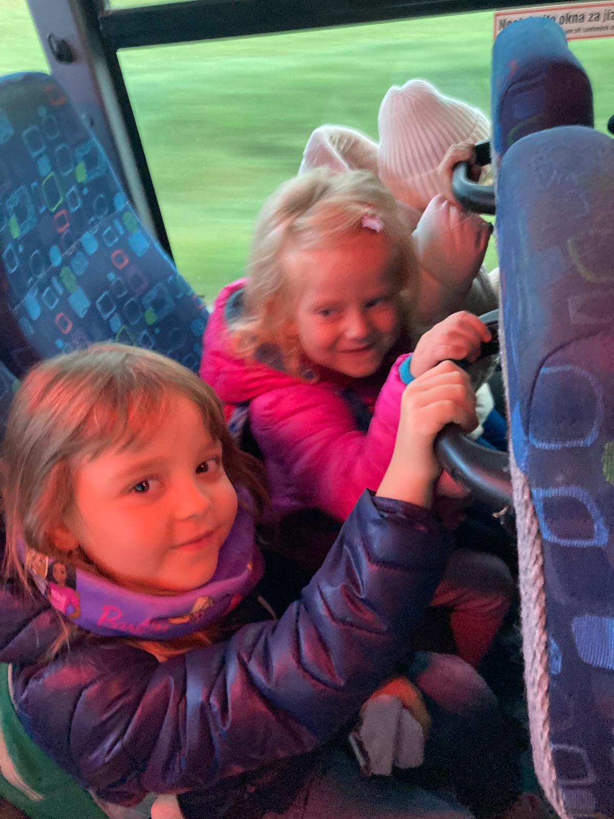 Obrázek WhatsApp, 2025-10-16 v 23.37.00_aa59ef2b