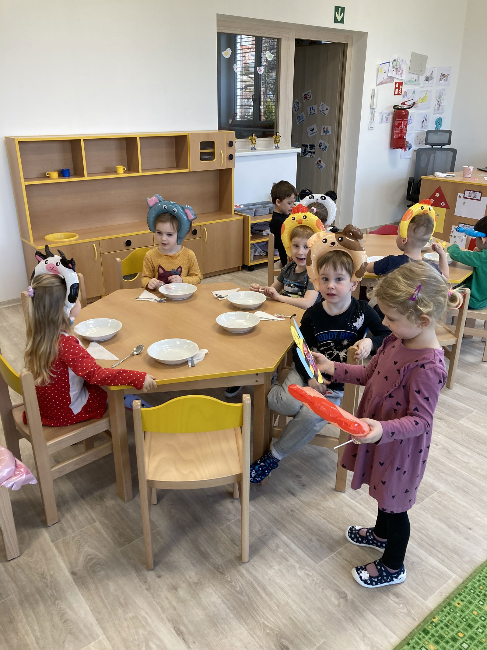 8E7A77CA-A187-49D5-8C05-612E1418617A