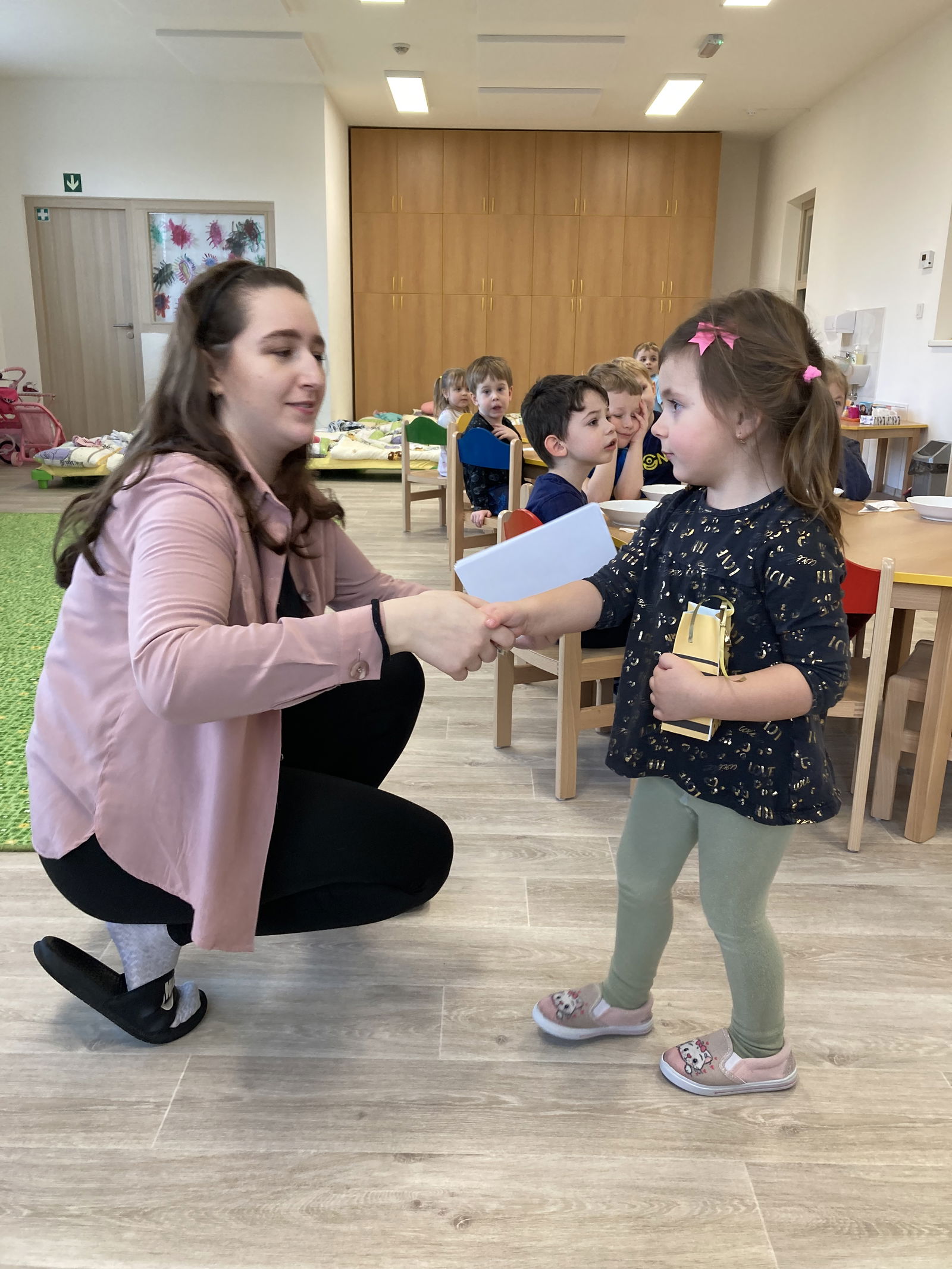 827F993F-737E-45B7-9456-C16E7A1843D8