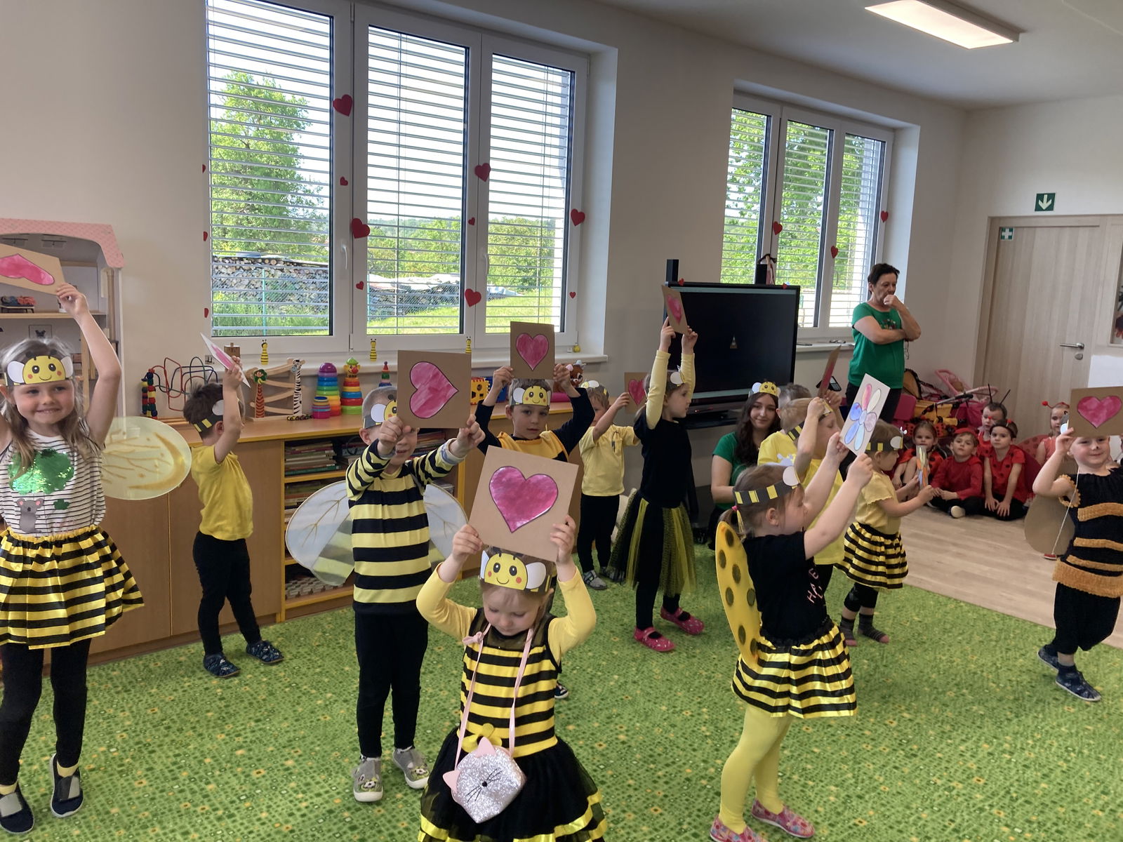 B94F24DC-67F6-41E6-AD39-1C9D2E226E63