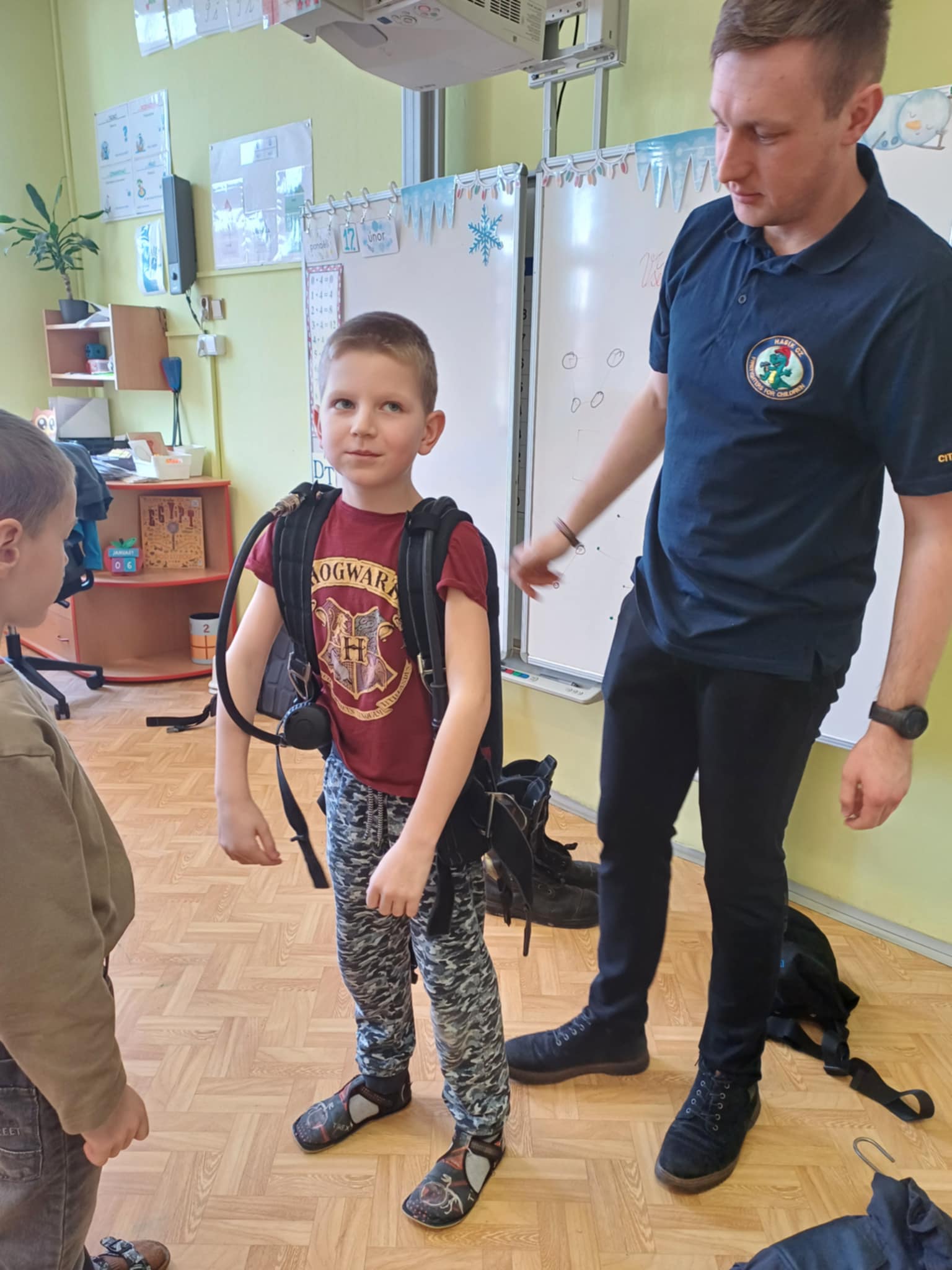 429f4163-5bd1-4020-b542-7c95cbc63d9a