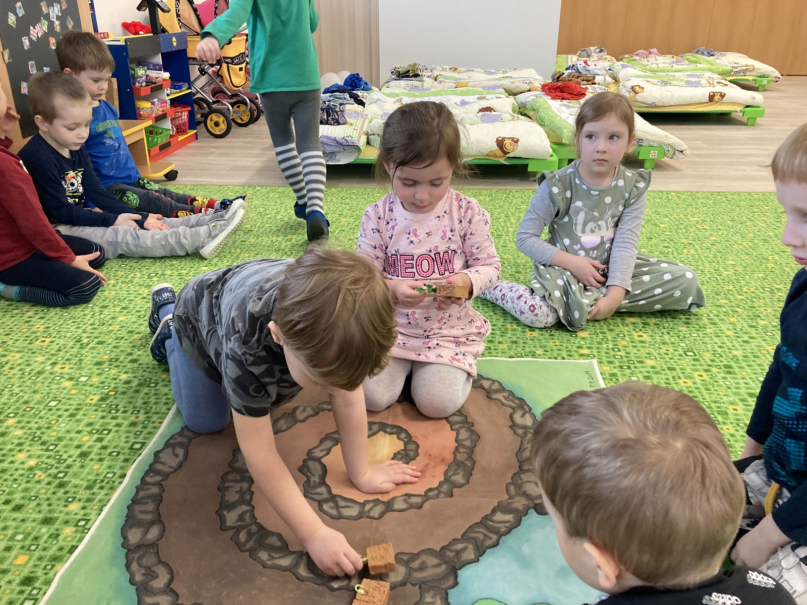 067D138D-EE00-4AD9-A13C-FFB832EA033A