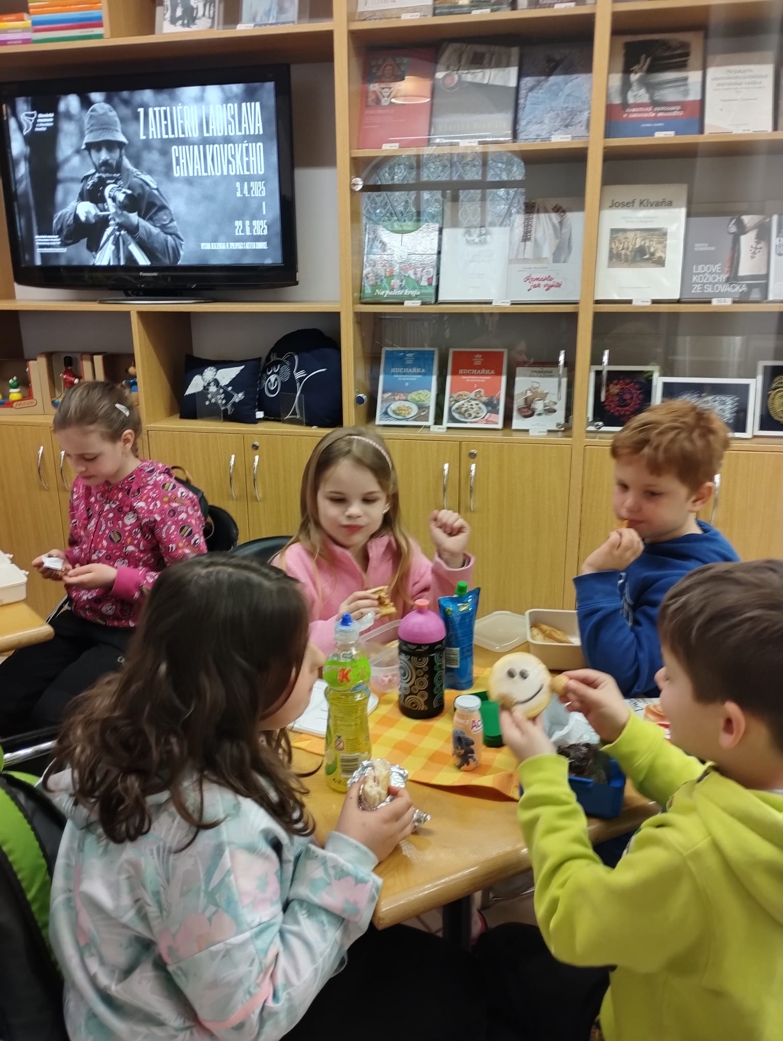 8e486f8c-d9f0-4055-8e2e-477ed1dc623e