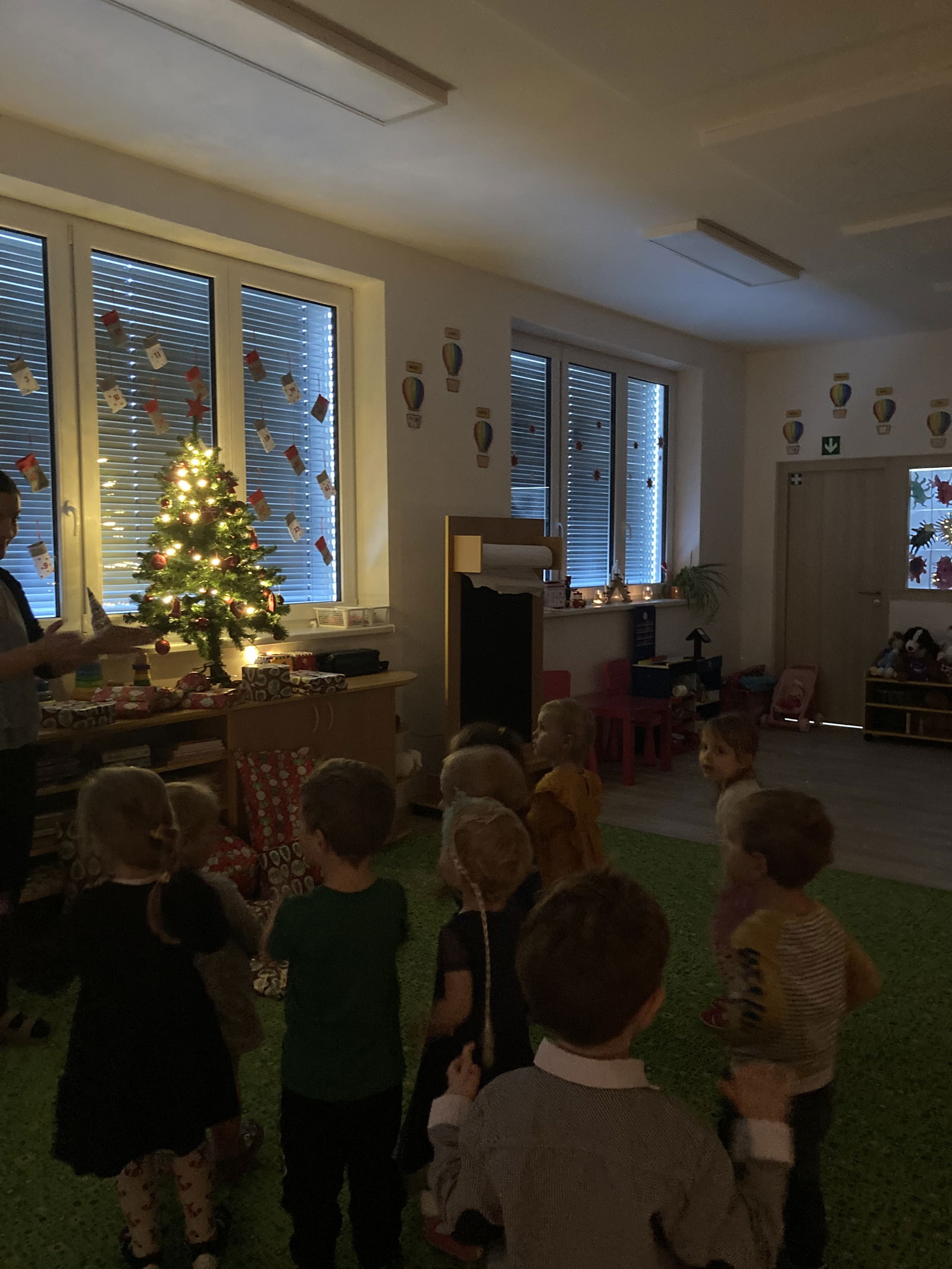 3C01FDDA-33F3-4B28-BFB1-F83416012740