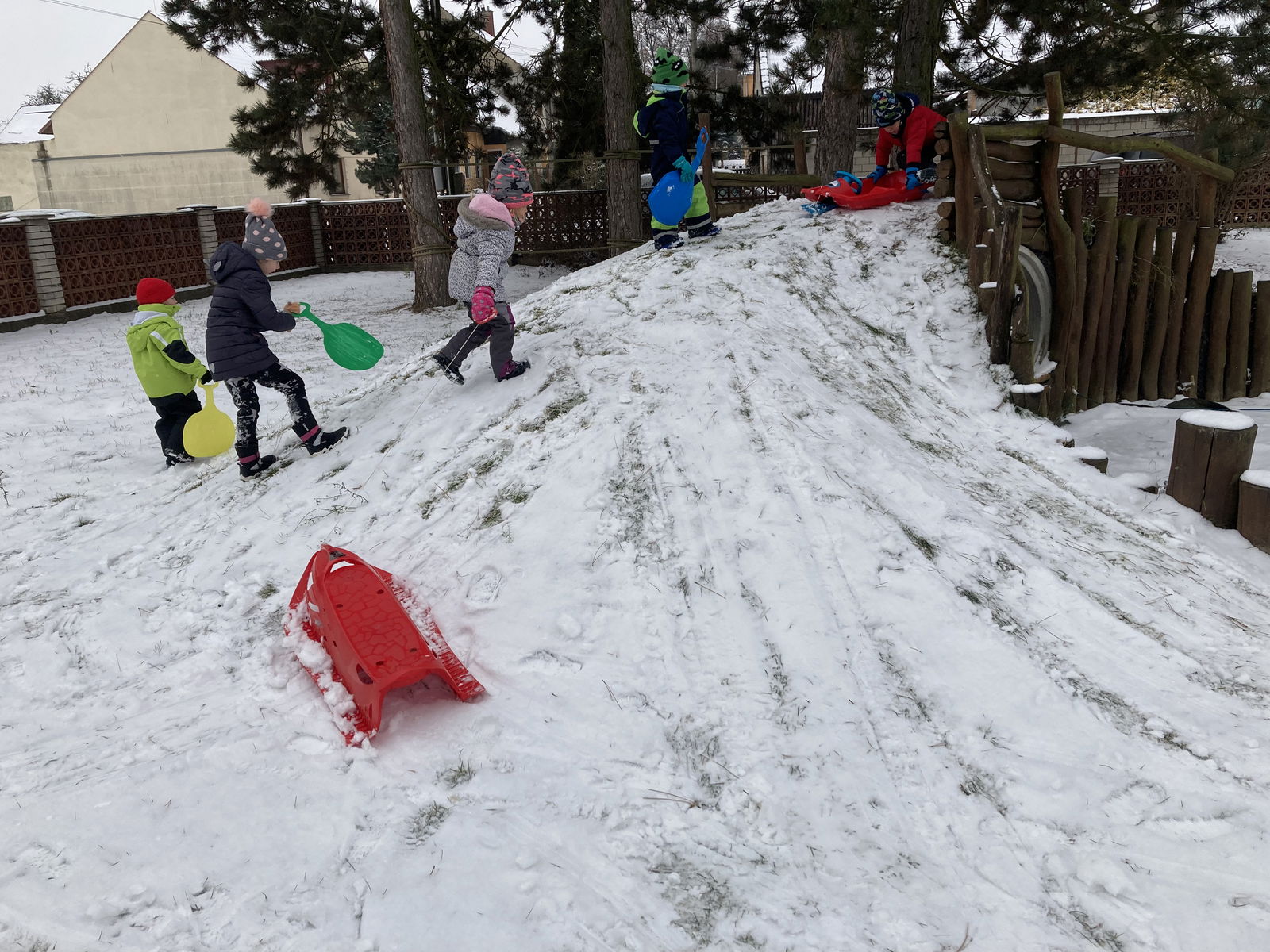 1EEC42A8-2A80-4EF9-AA51-32B7C994EF68