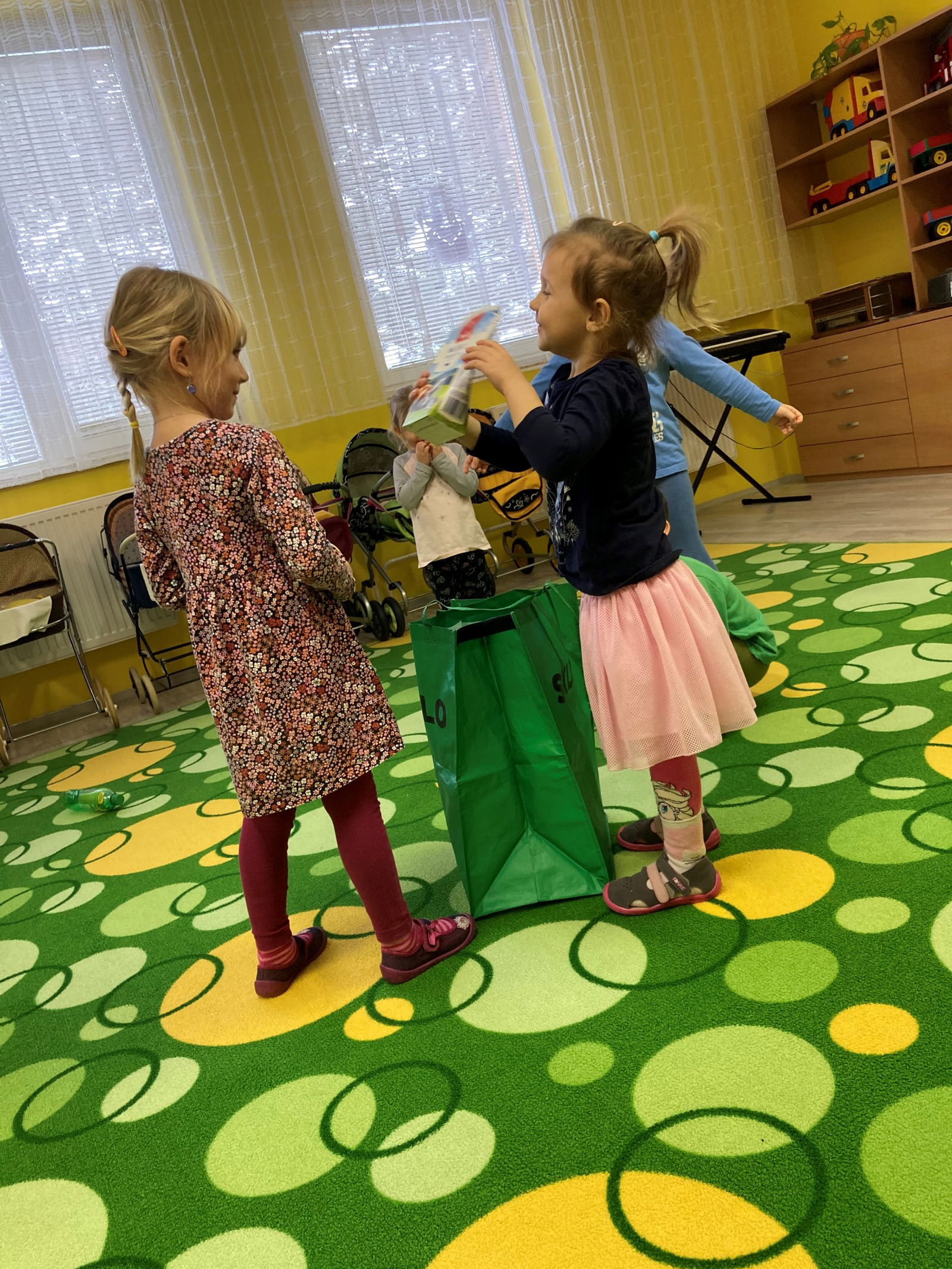 90d498b3132c596b2333db6b45121ac9