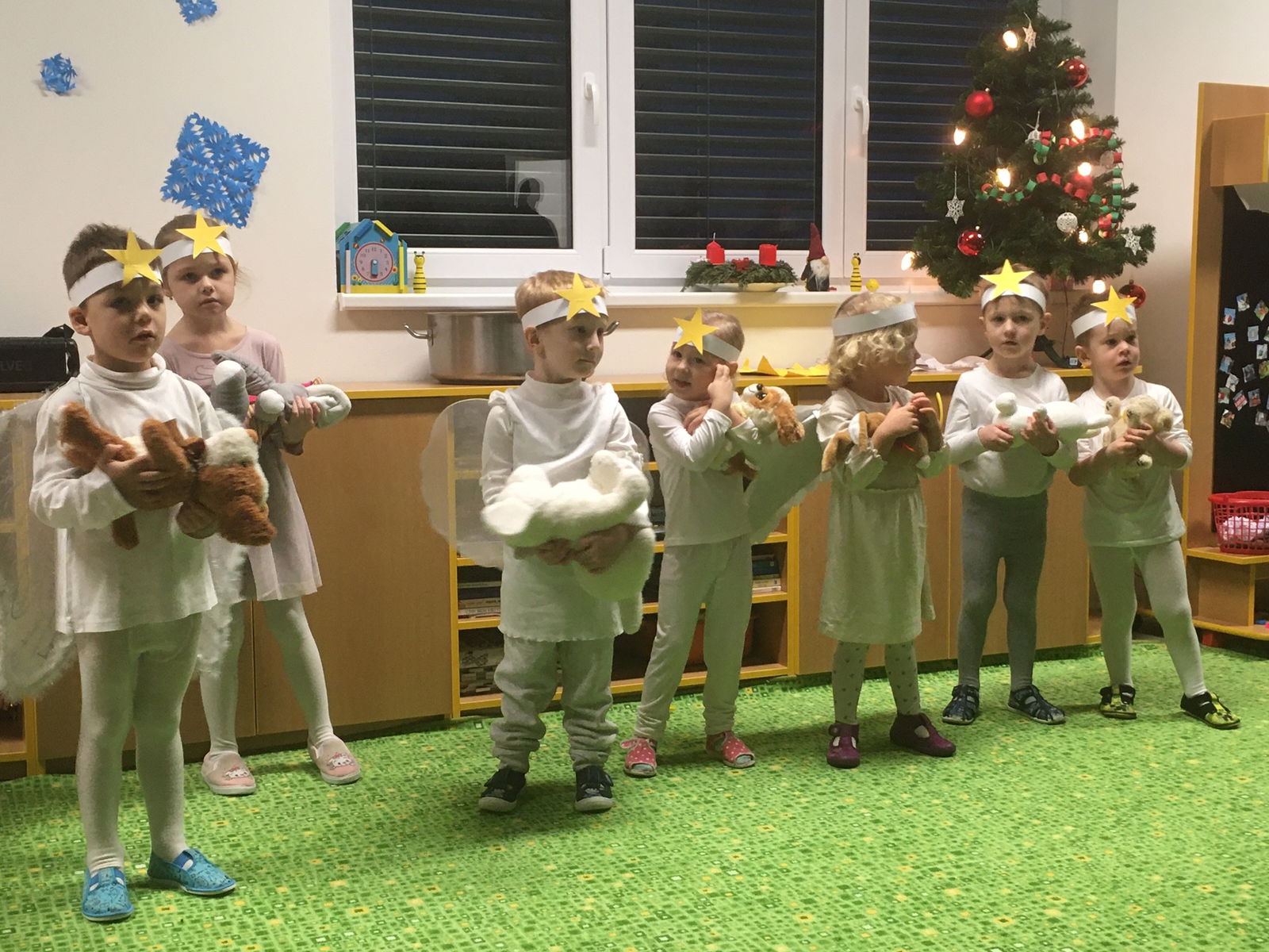 PHOTO-2022-12-19-12-37-58