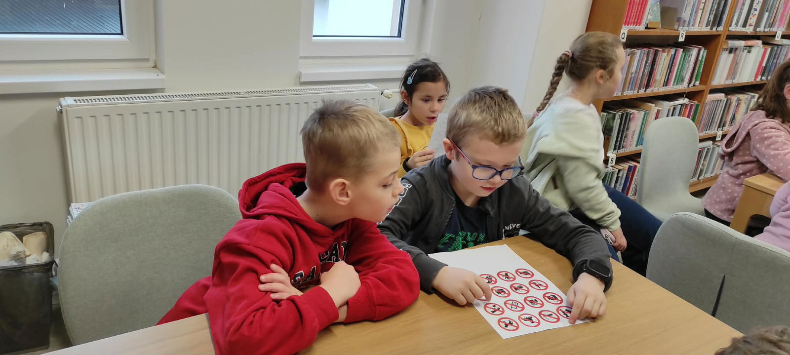 2c661342-18de-49b8-b32d-9114379dfd00