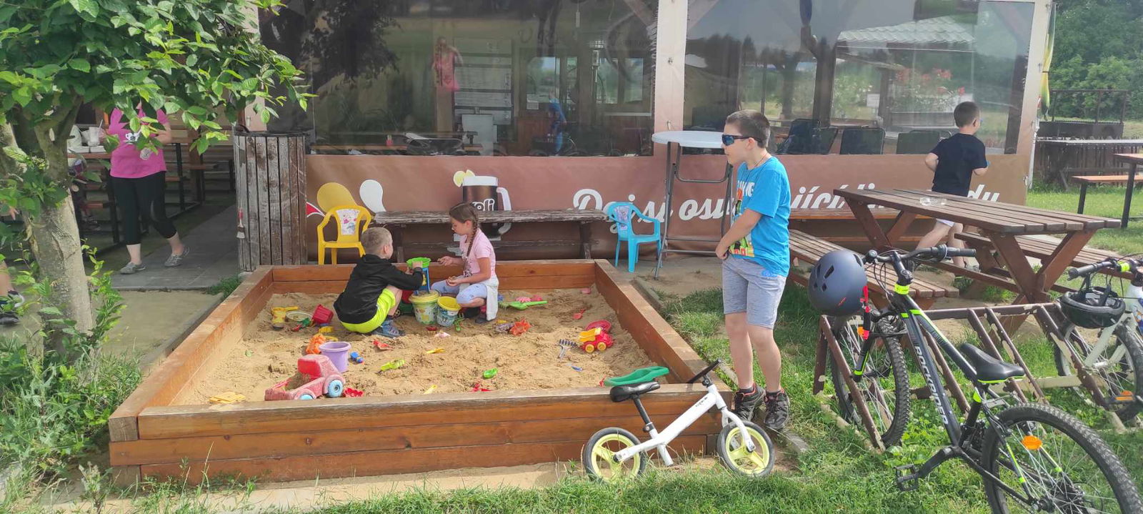 448251372_2787835421380476_3309464872275387047_n