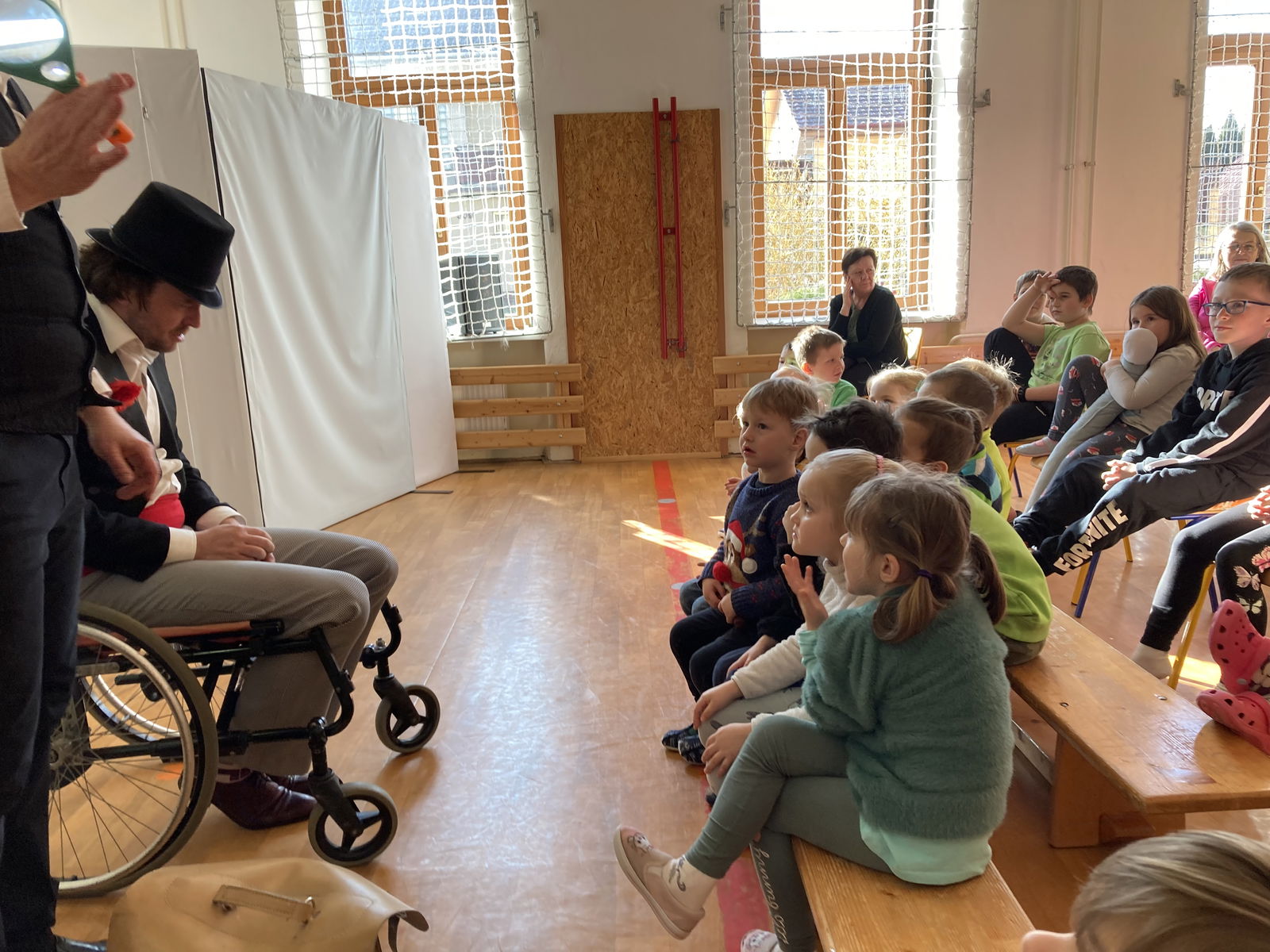 C2EFA9B9-2AD1-4DCF-B8CE-CA771649243F (1)