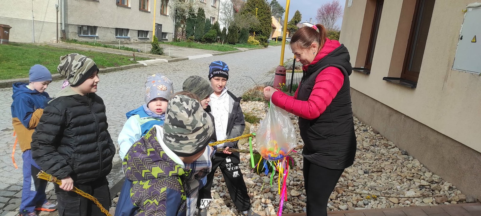 0b534616-6356-4c4d-8166-508420875976