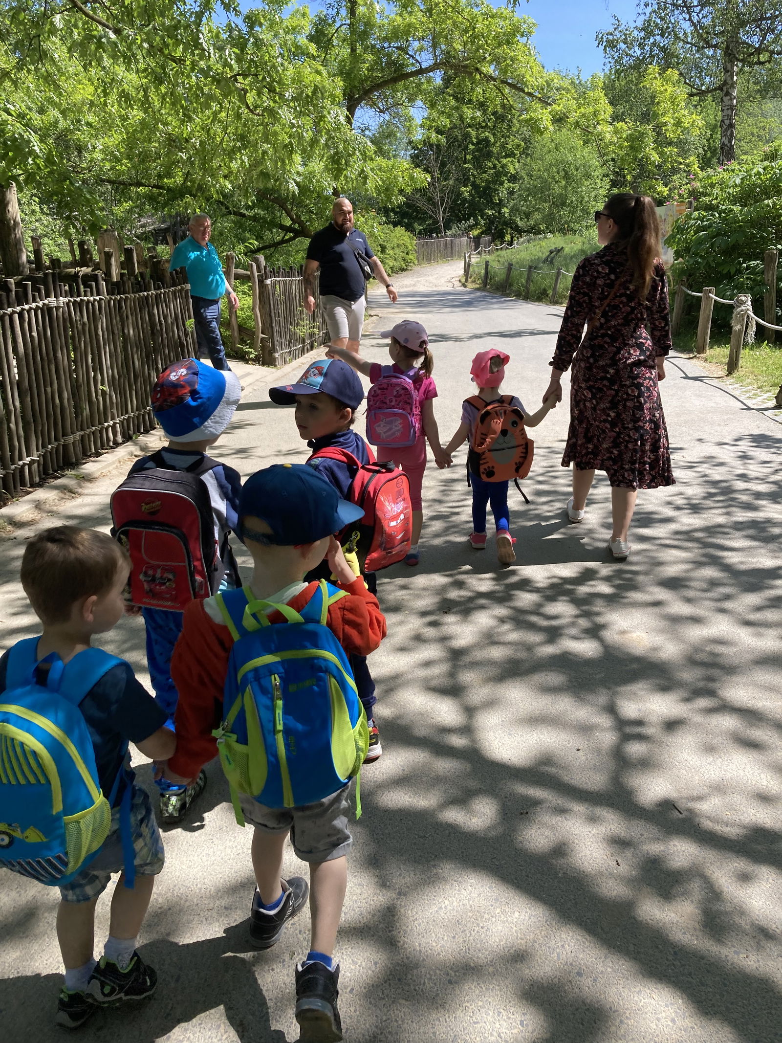 2D7B7BB4-C500-4A6D-AAB0-BFDCC9135C71