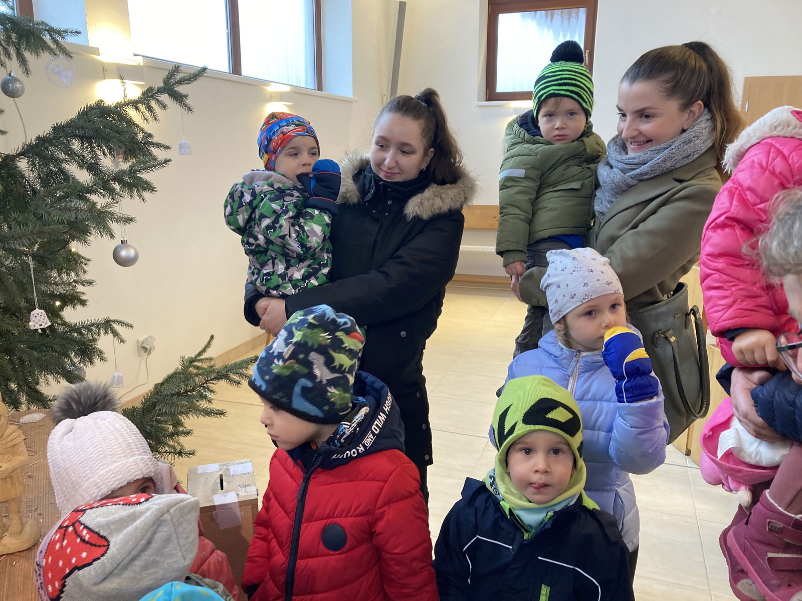 01CFF52D-97AE-48C7-A84D-53CAE1AD9BD8