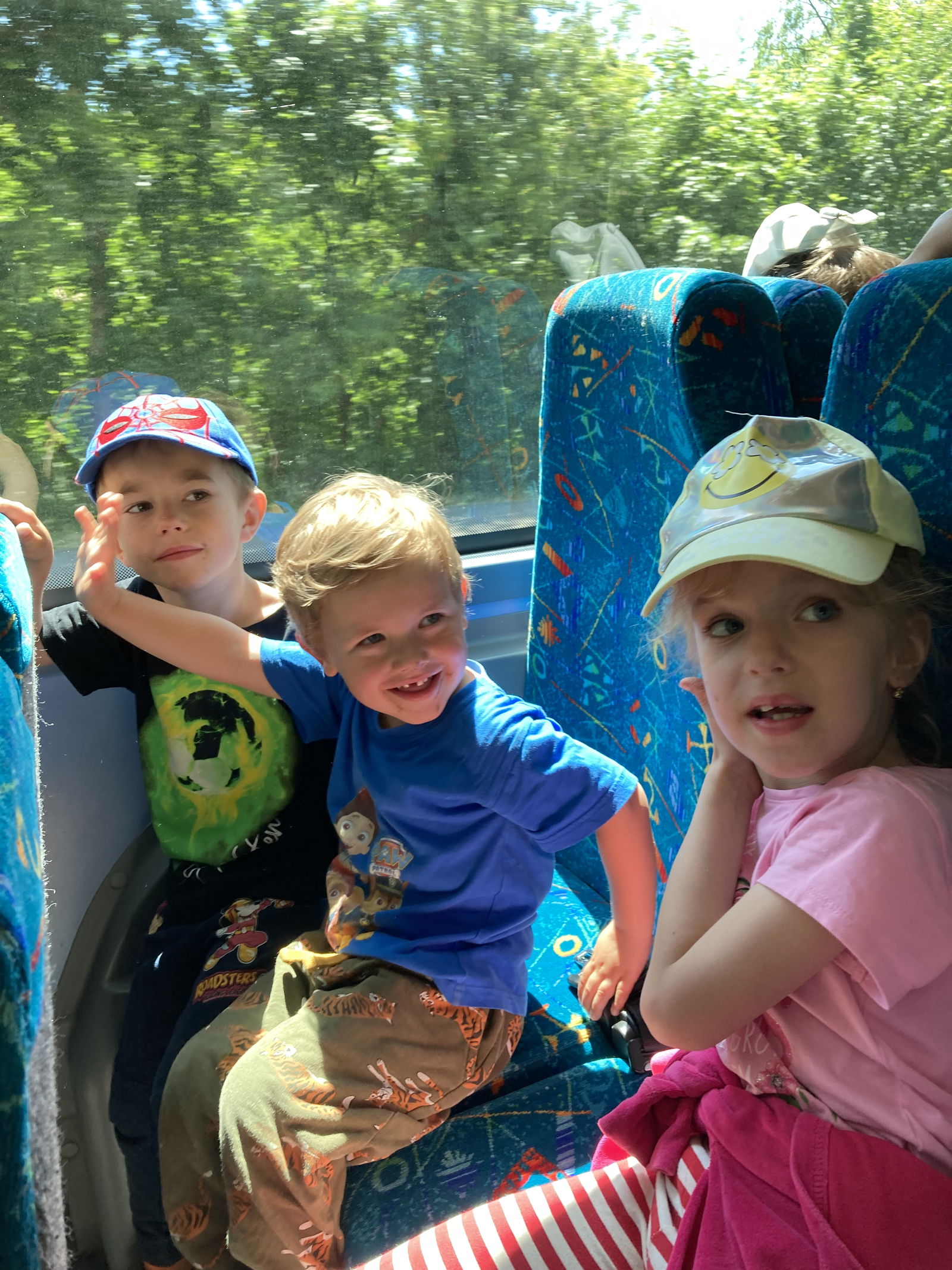 7F7F98C3-B87B-48A1-AB6D-F6A2AFBF9C8E