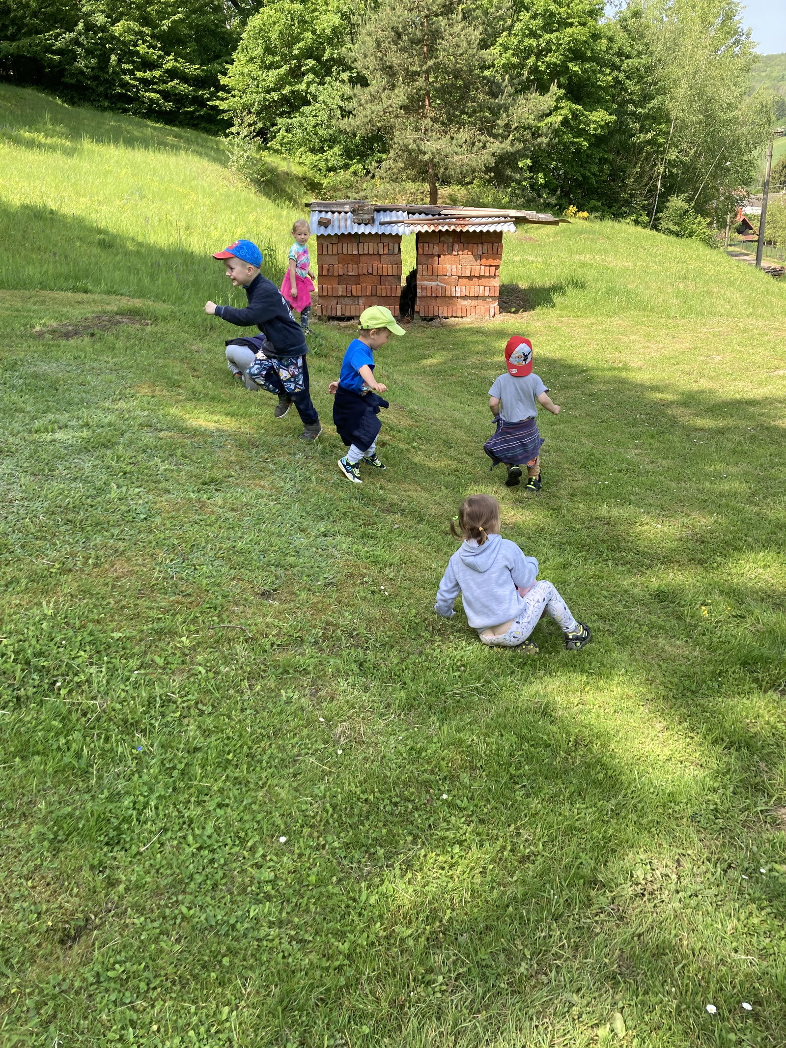 AC035EA7-4C2D-4AA9-A6F5-ABD2EA0E2F84