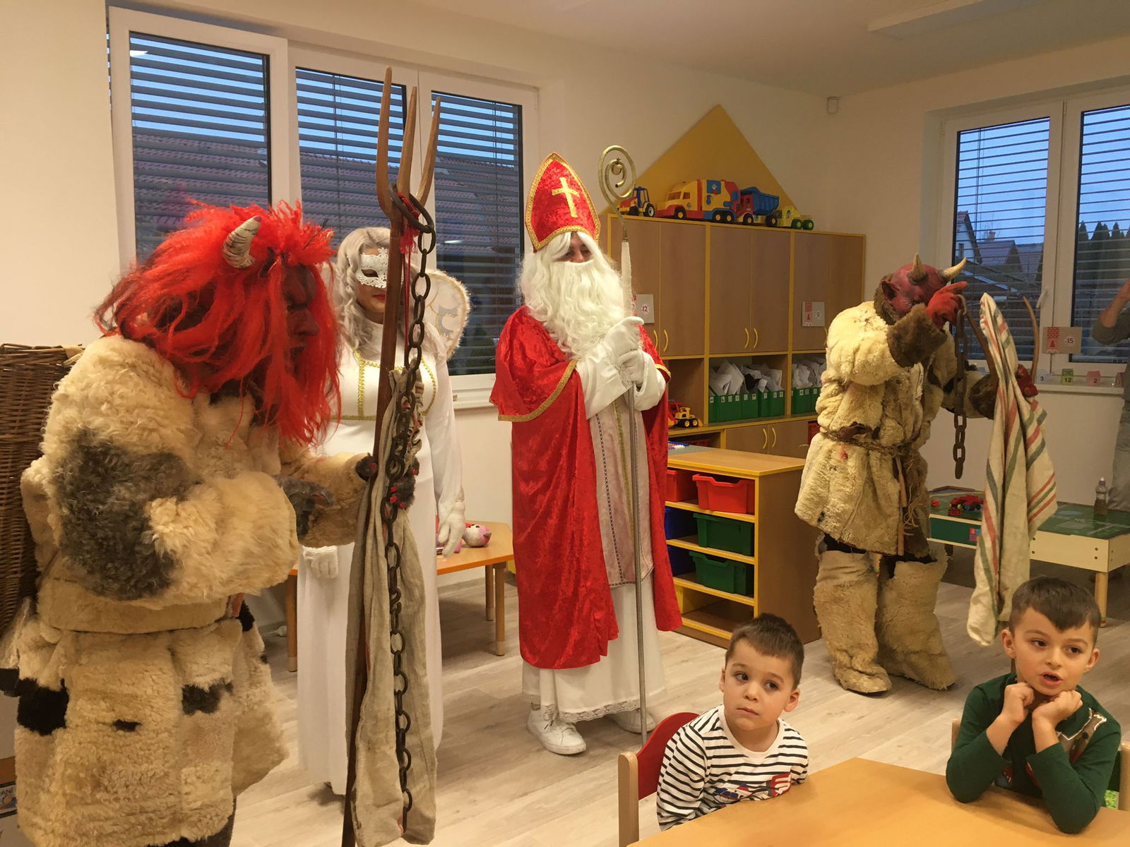 PHOTO-2022-12-06-16-32-13