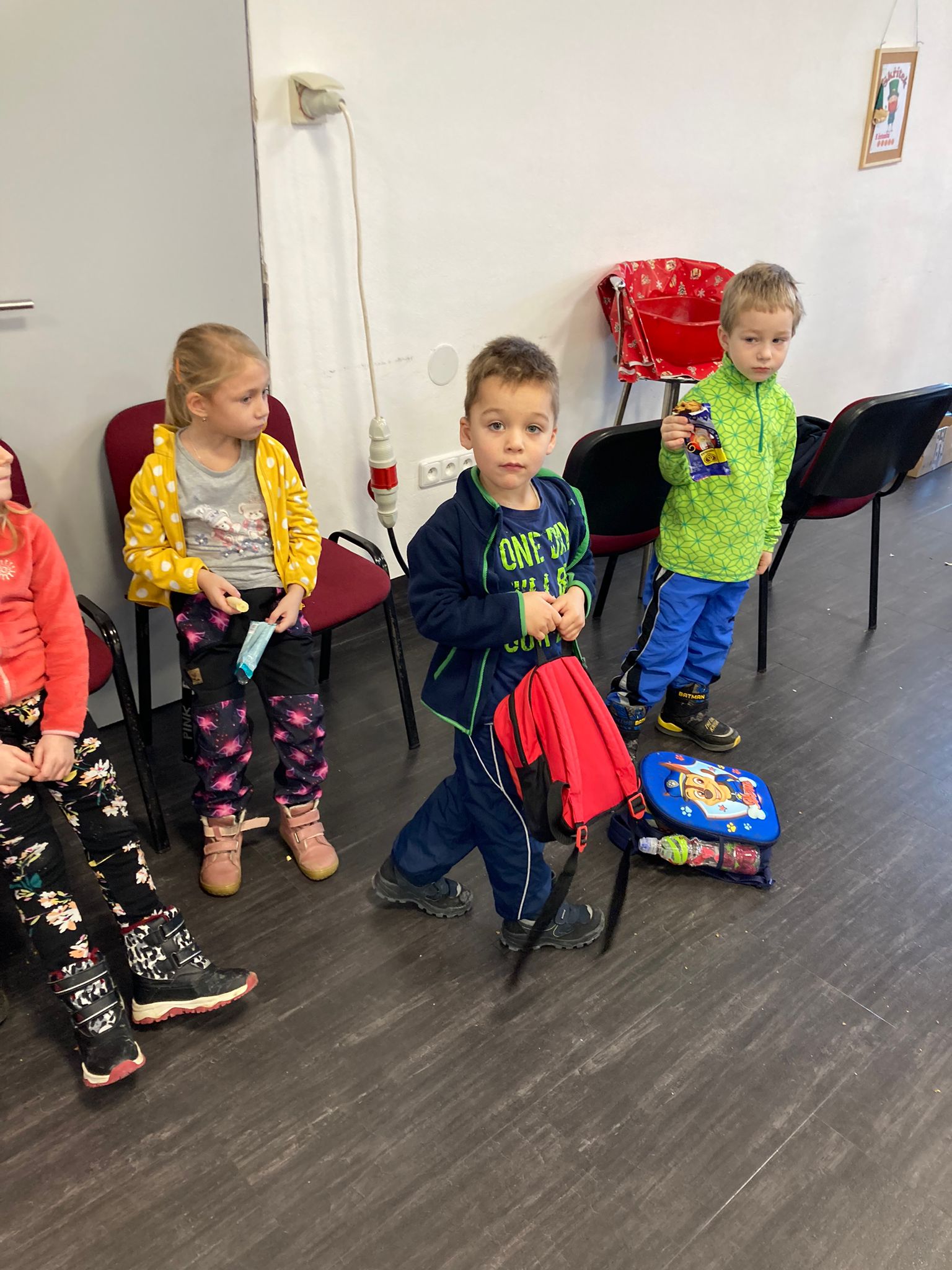 PHOTO-2022-12-12-18-17-57