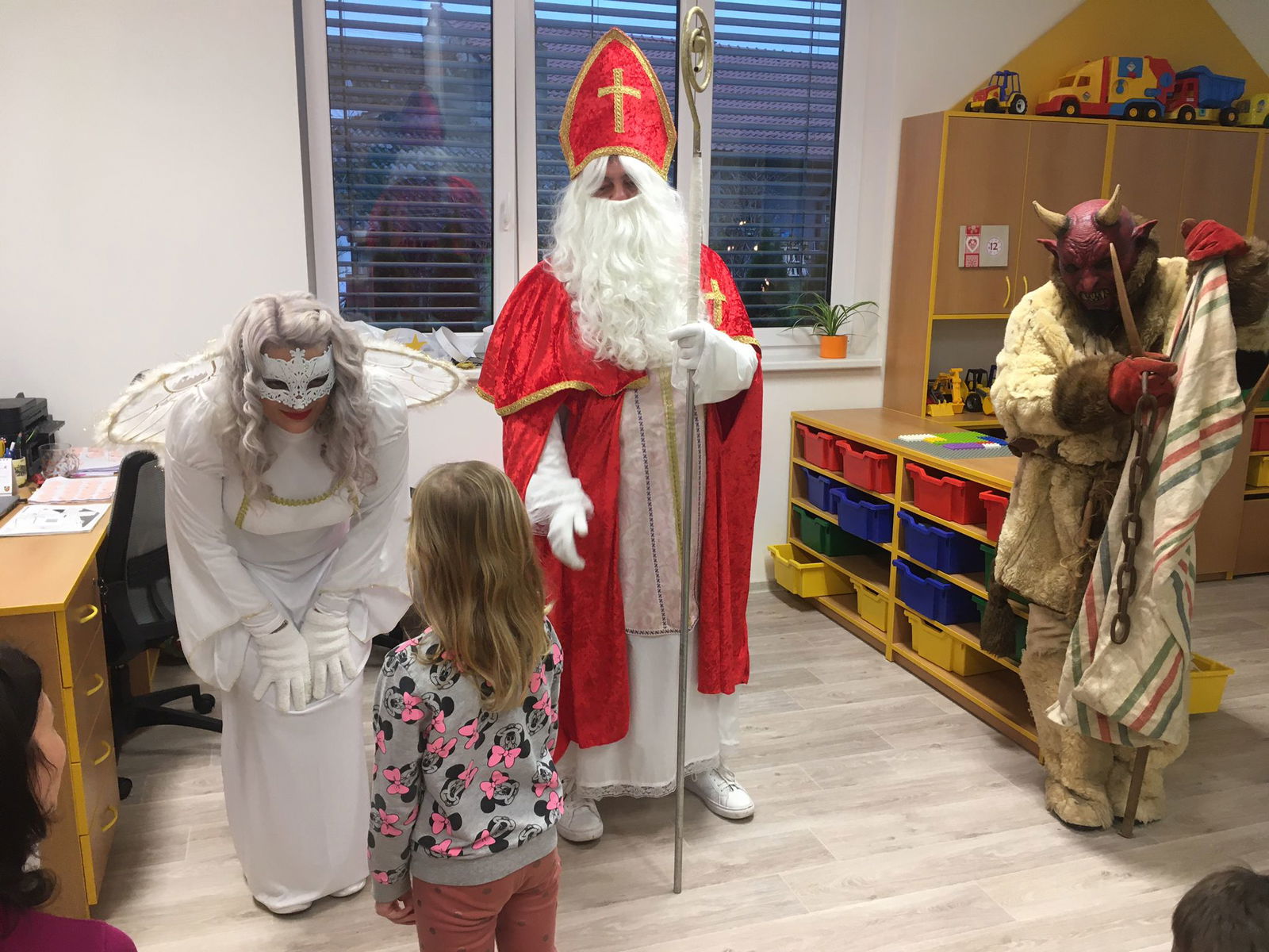 PHOTO-2022-12-06-16-32-08 (1)