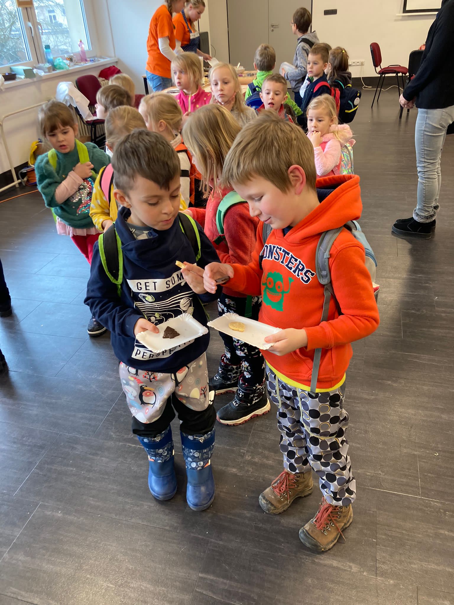 PHOTO-2022-12-12-18-17-19